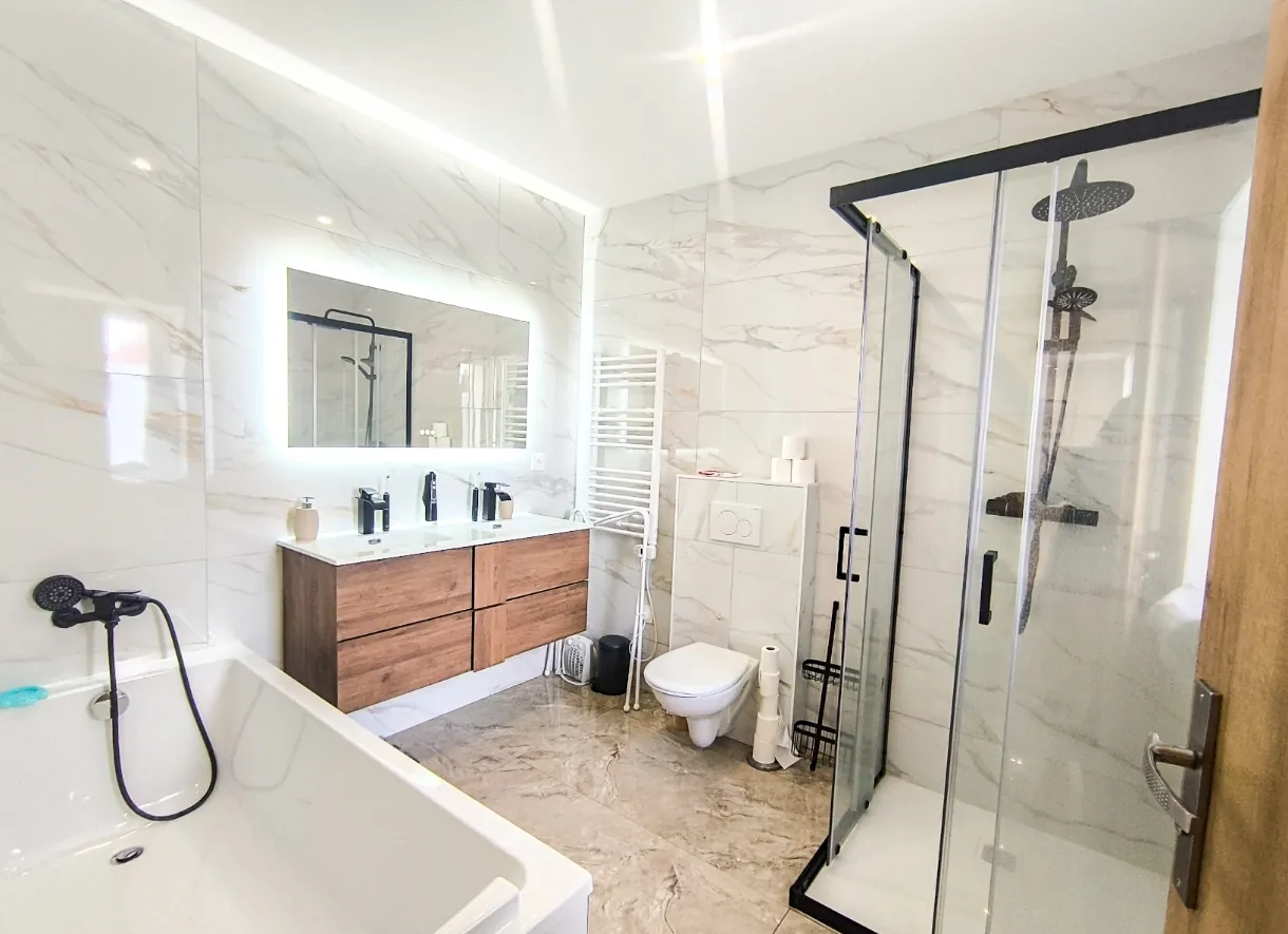 Maison de village rénovée à Crézancy – 6 chambres, jardin, proche Château-Thierry 