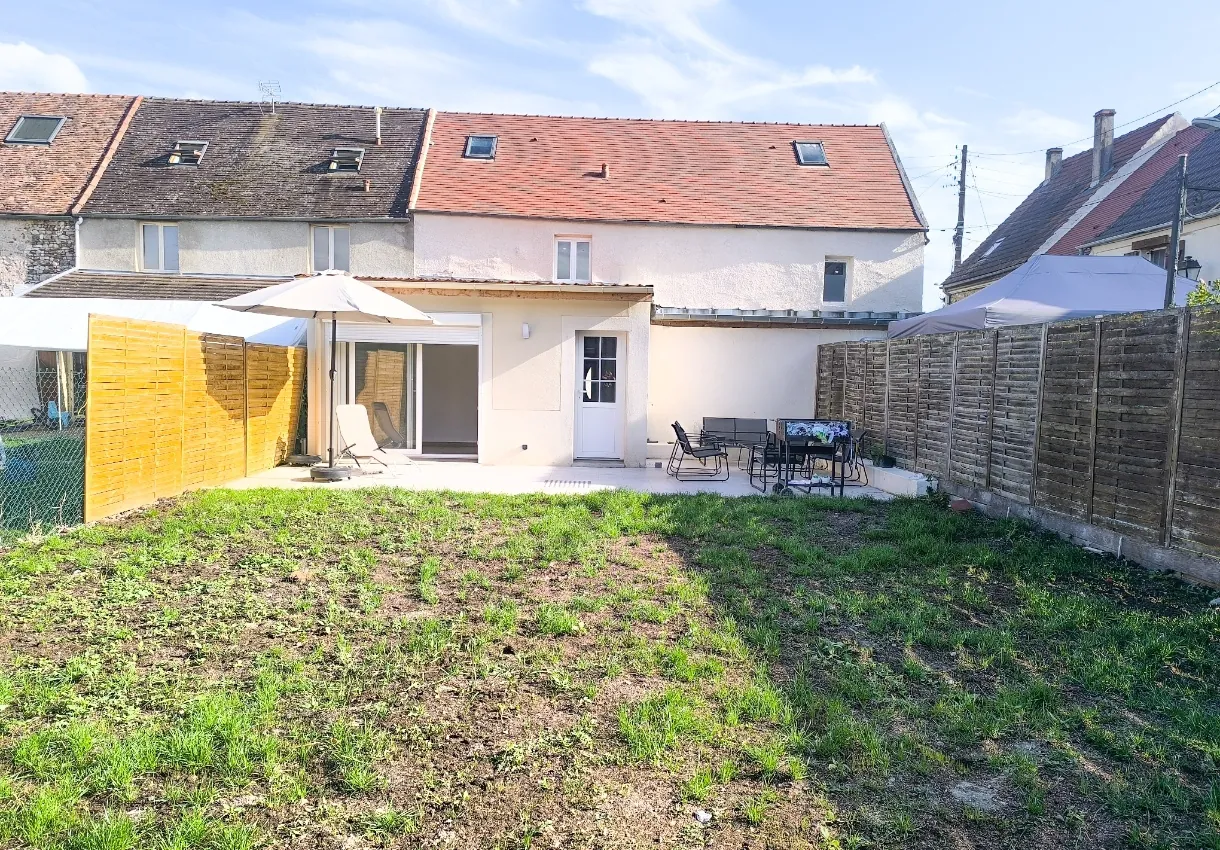 Maison de village rénovée à Crézancy – 6 chambres, jardin, proche Château-Thierry 
