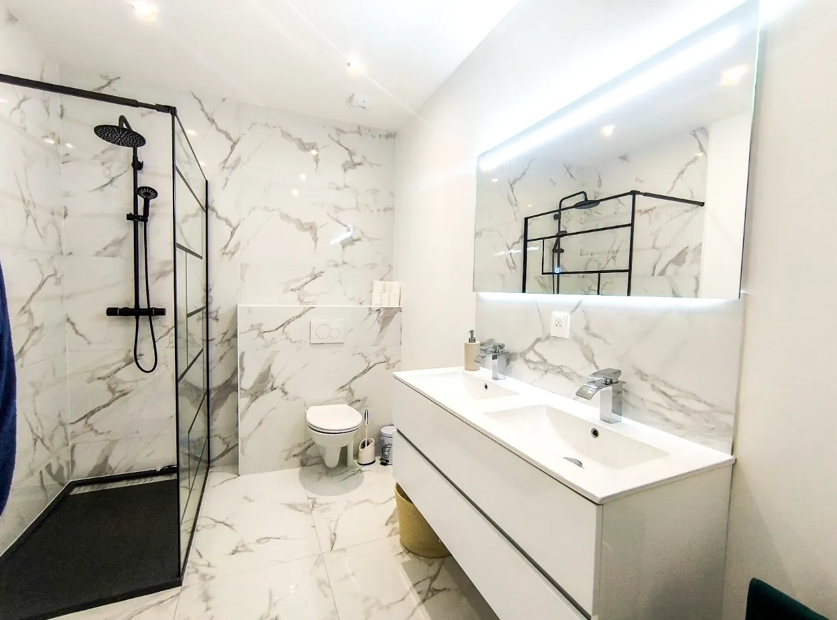 Maison de village rénovée à Crézancy – 6 chambres, jardin, proche Château-Thierry 