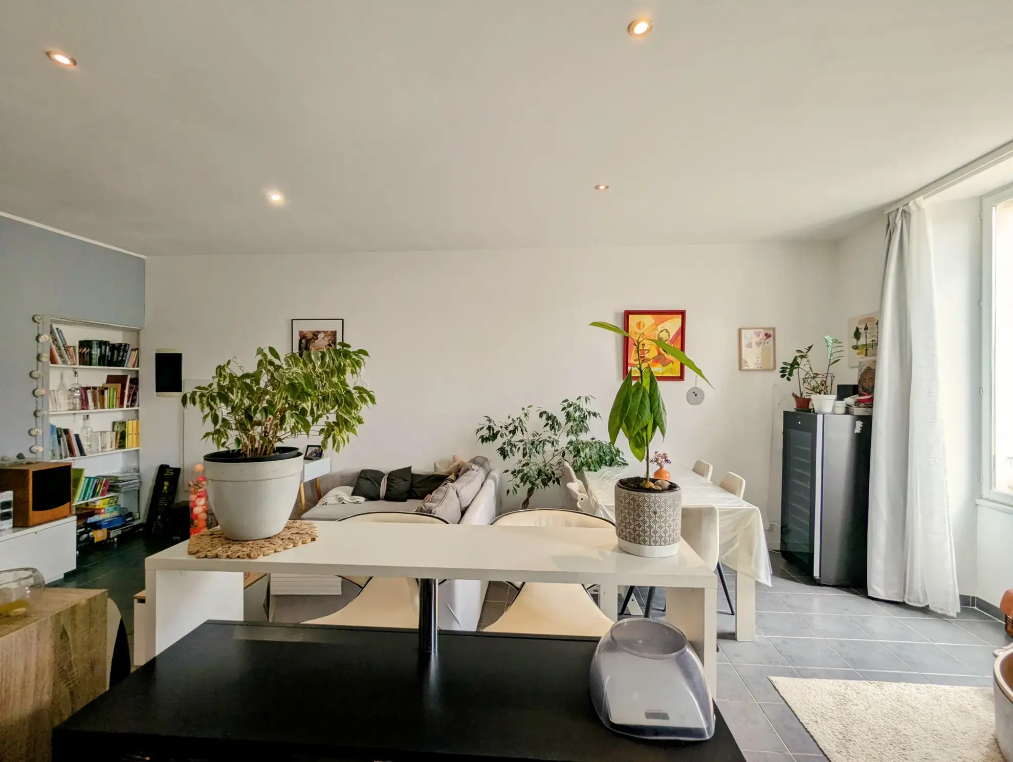 Appartement triplex lumineux avec terrasse à Bédarieux - Vue dégagée et emplacement privilégié 