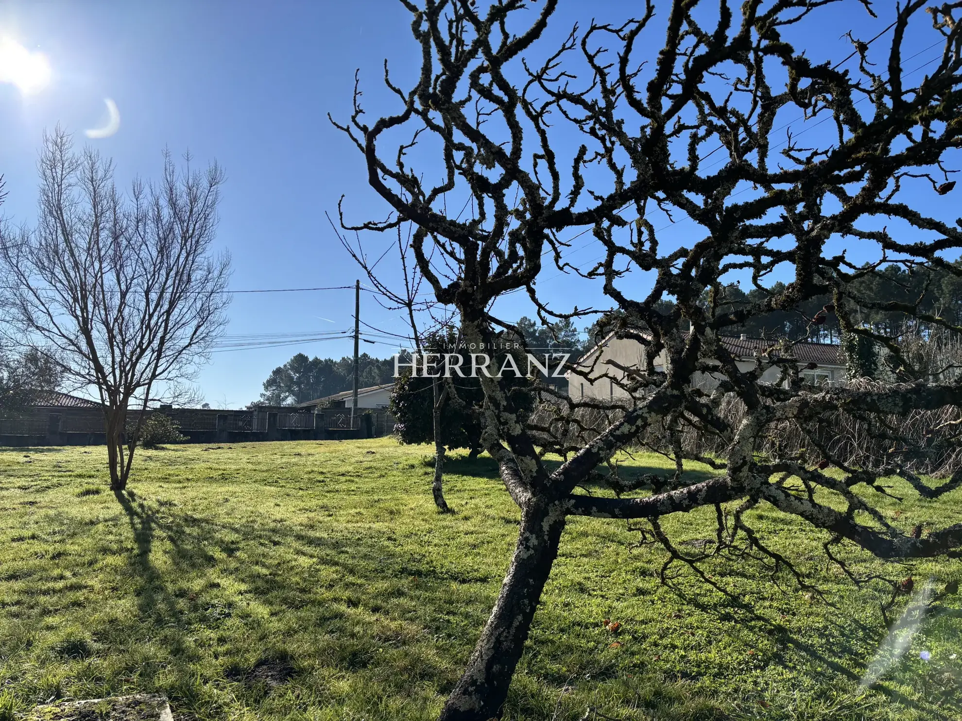 Belle maison de campagne de 123 m² avec grand jardin et dépendance proche de Bordeaux 