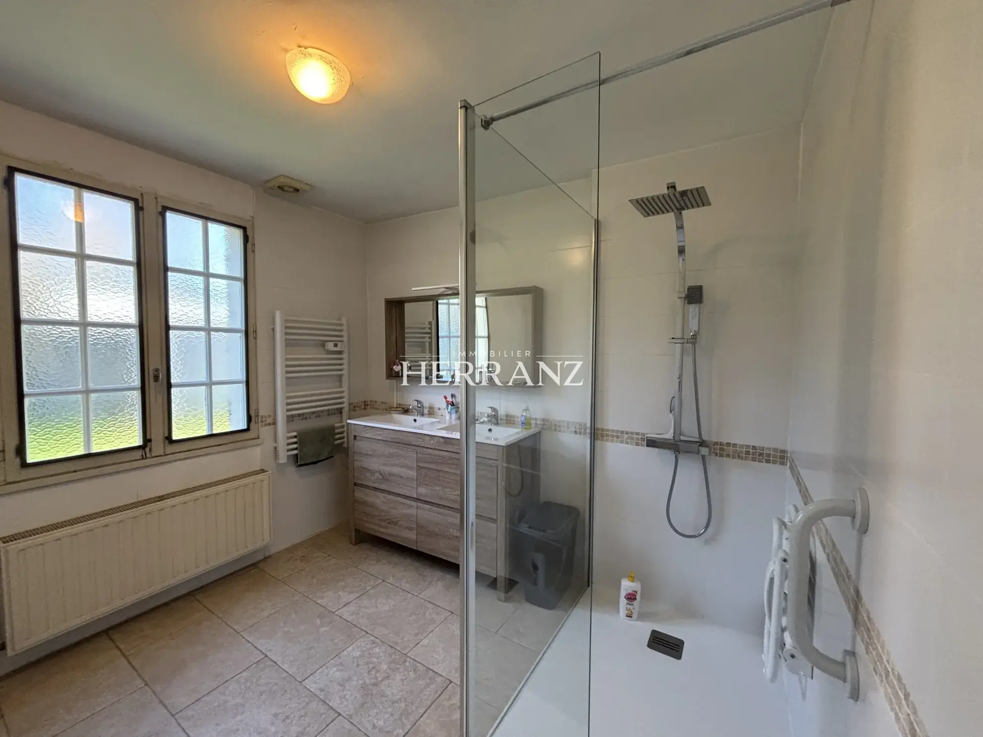 Belle maison de campagne de 123 m² avec grand jardin et dépendance proche de Bordeaux 