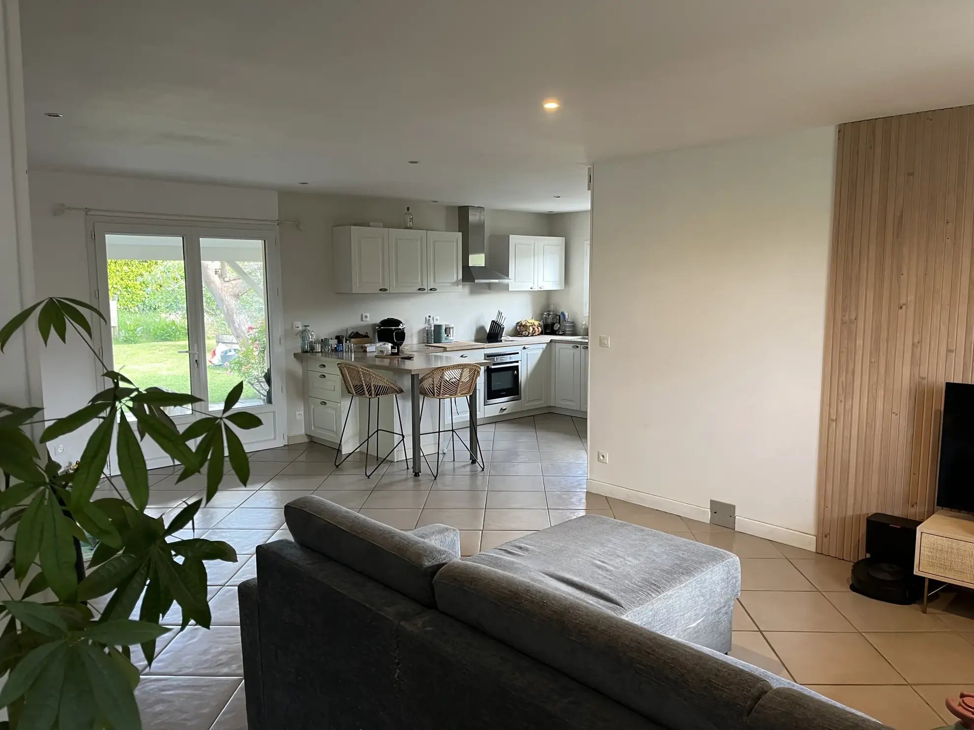 Appartement 2 pièces avec terrasse et jardin au Chesnay Rocquencourt 