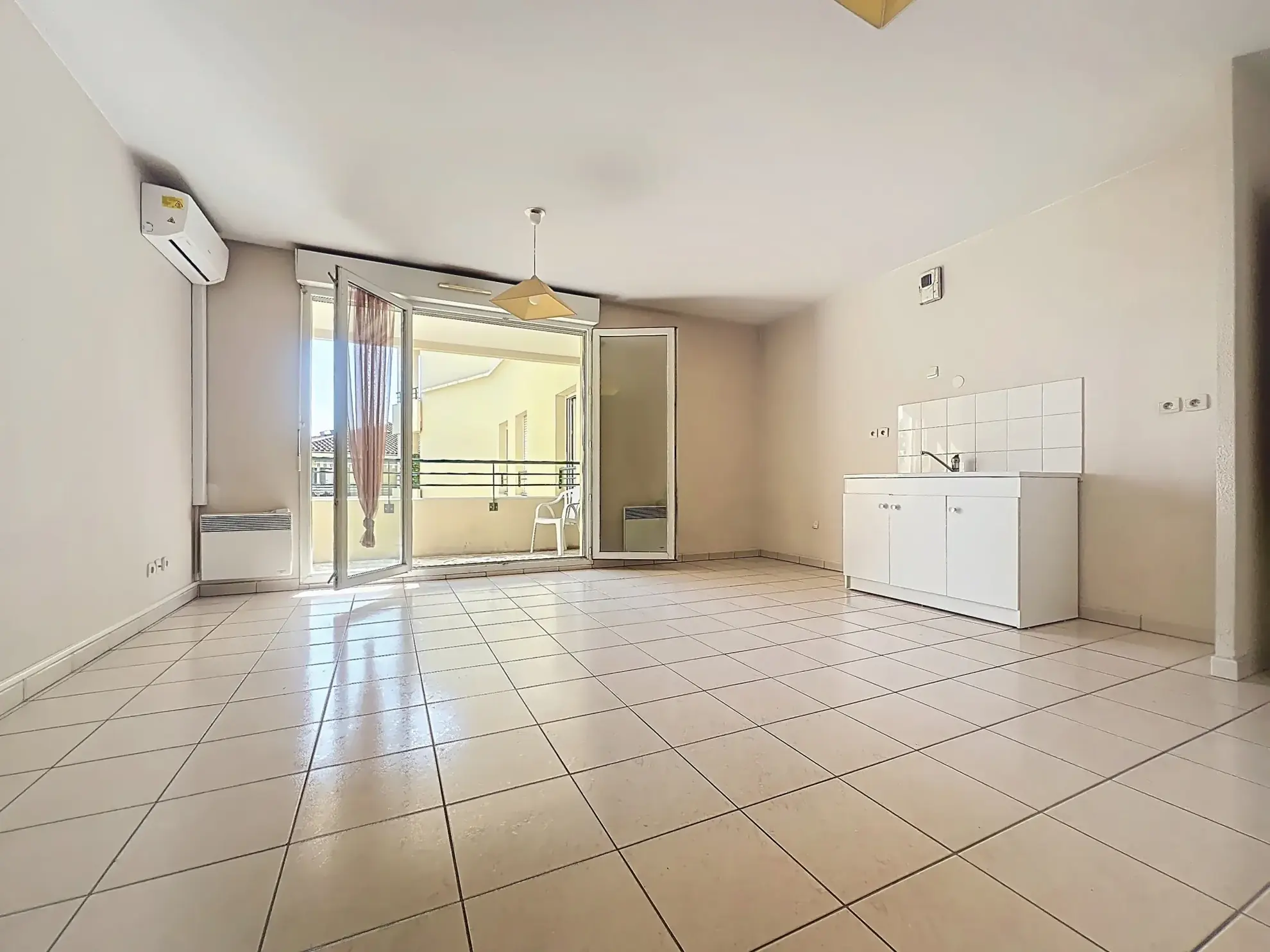 Appartement T3 avec balcon et garage à Pierre-Bénite, 66 m², secteur calme 
