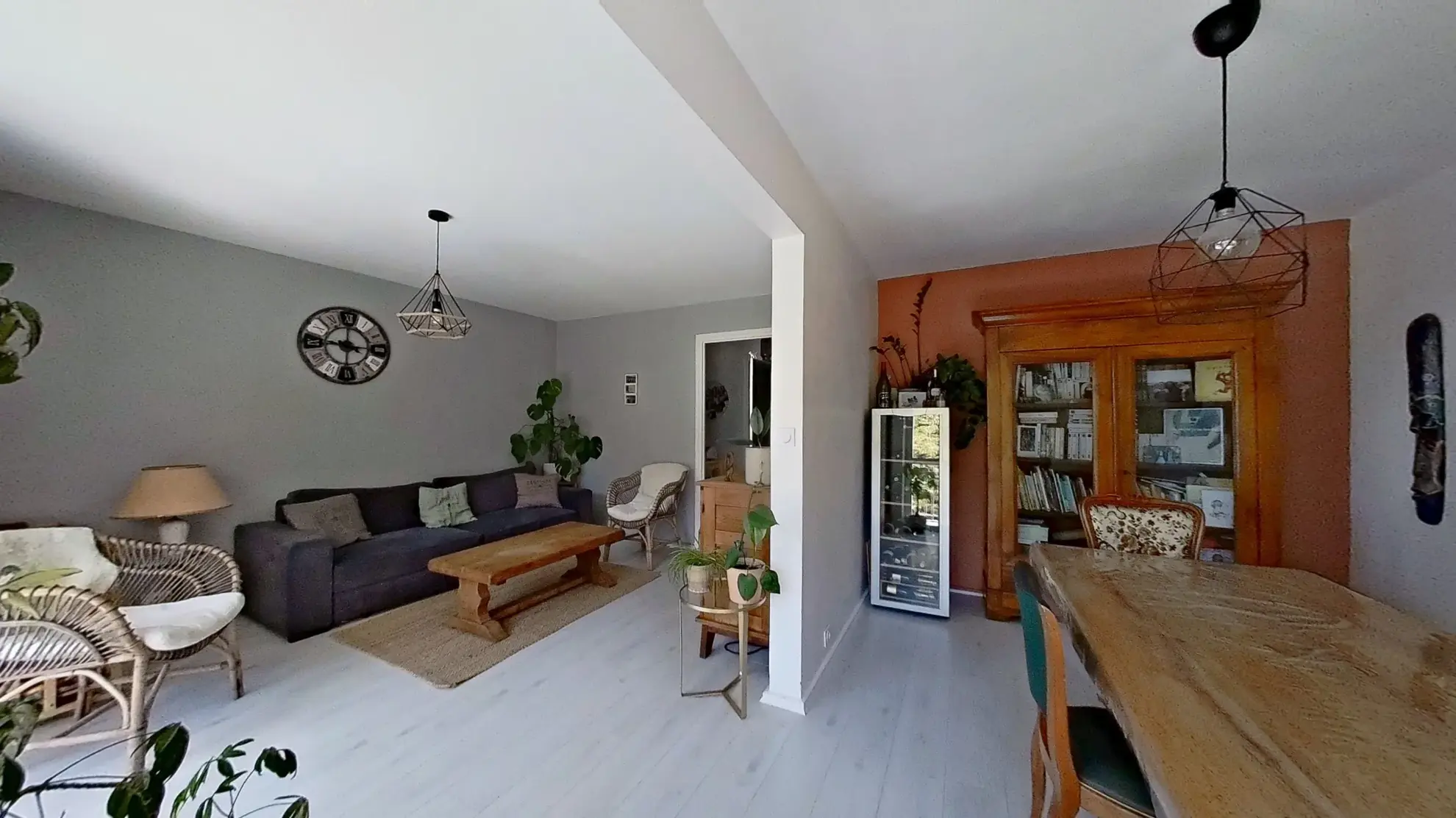 À vendre appartement lumineux de 71,31 m² à Sainte-Foy-lès-Lyon avec Balcons, Cave et Parking 