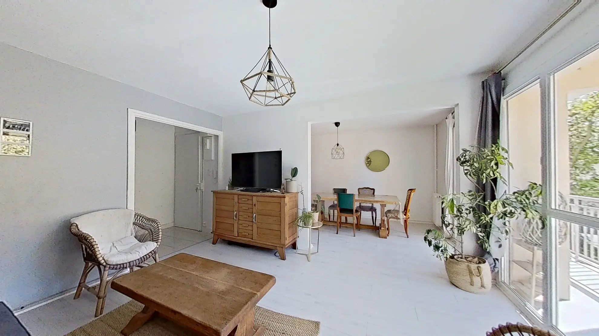 À vendre appartement lumineux de 71,31 m² à Sainte-Foy-lès-Lyon avec Balcons, Cave et Parking 