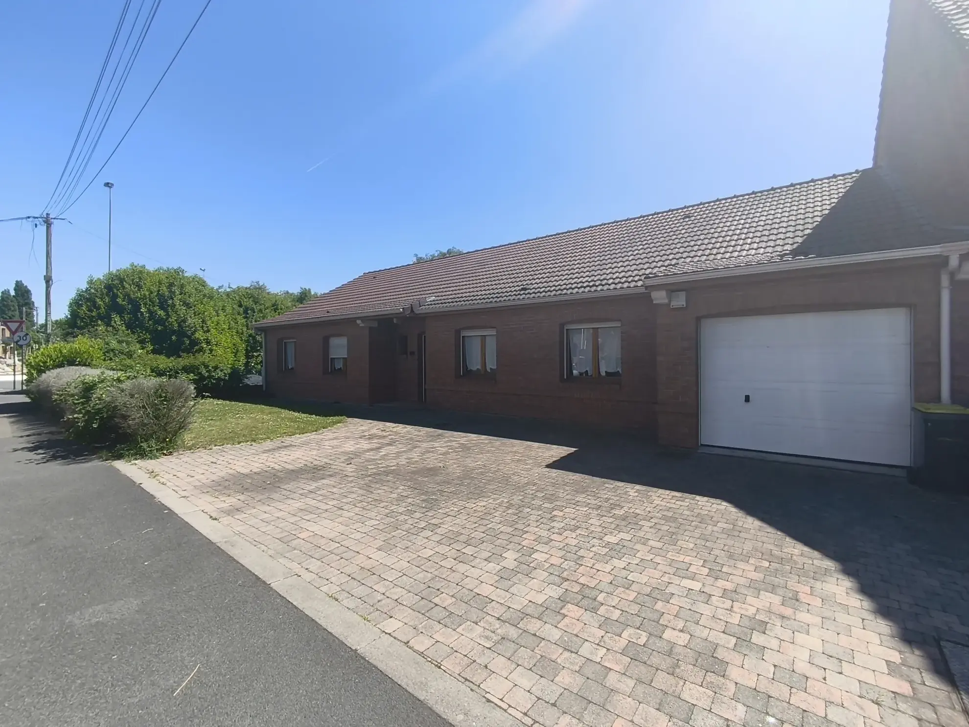 Magnifique maison de plain-pied avec 4 chambres à Dourges