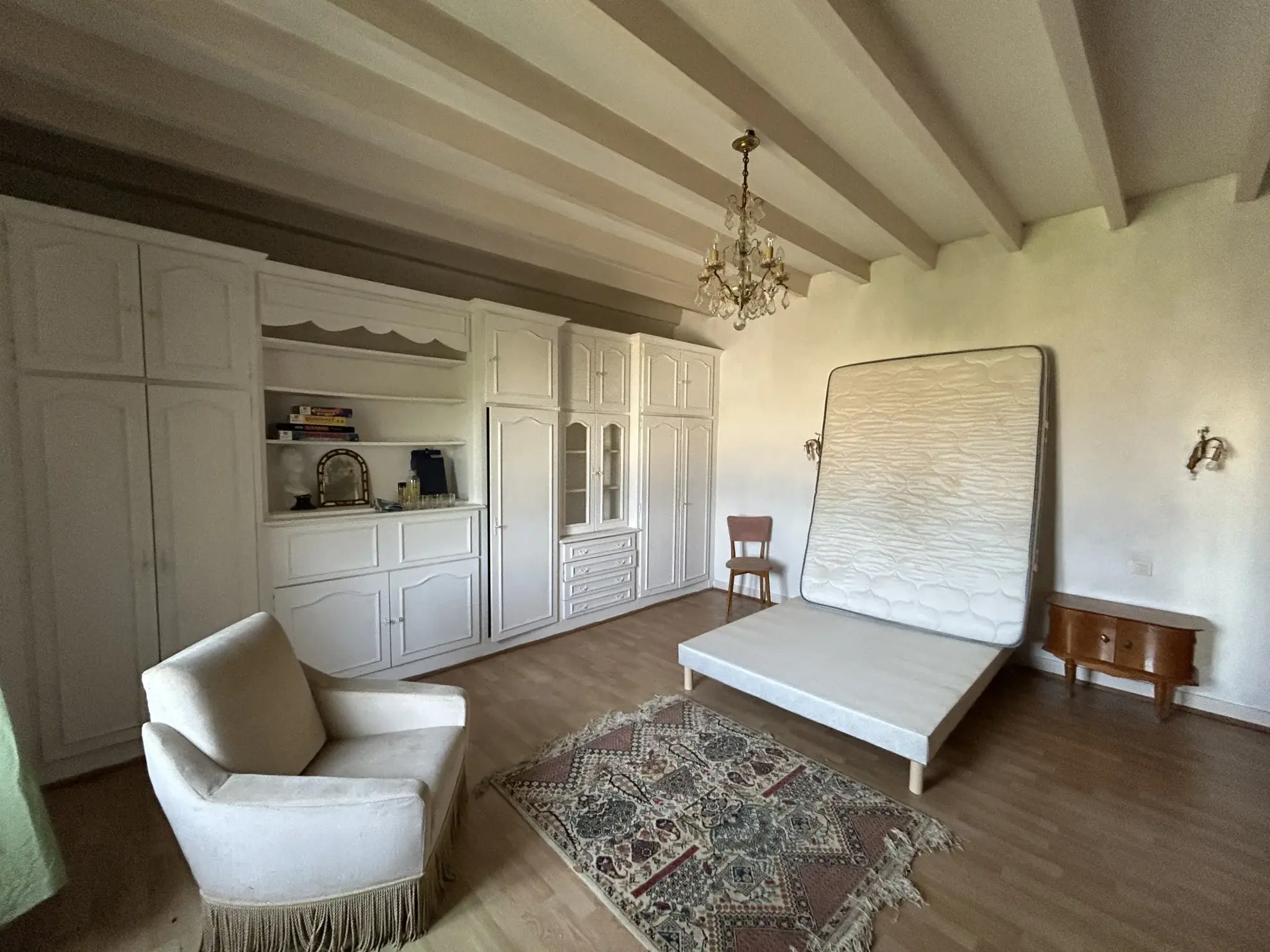 Propriété à rénover de 6 hectares à Langon, potentiel agricole ou équestre 