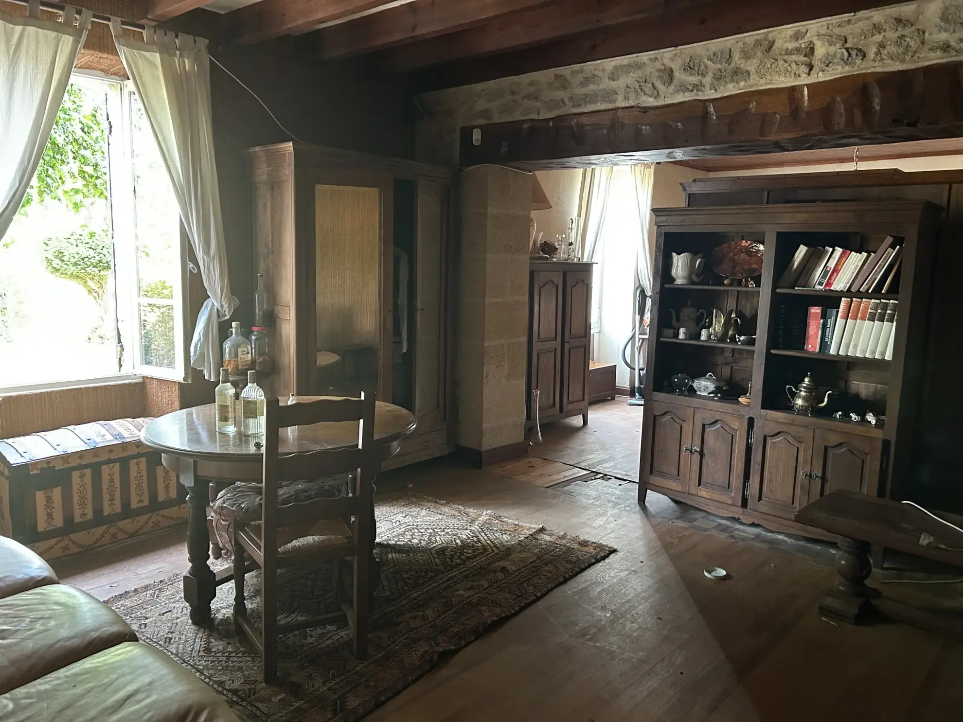 Propriété à rénover de 6 hectares à Langon, potentiel agricole ou équestre 