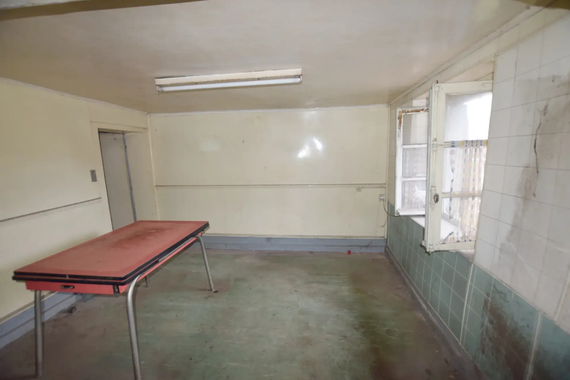 Maison mitoyenne à Badevel à rénover entièrement, proche frontière suisse 