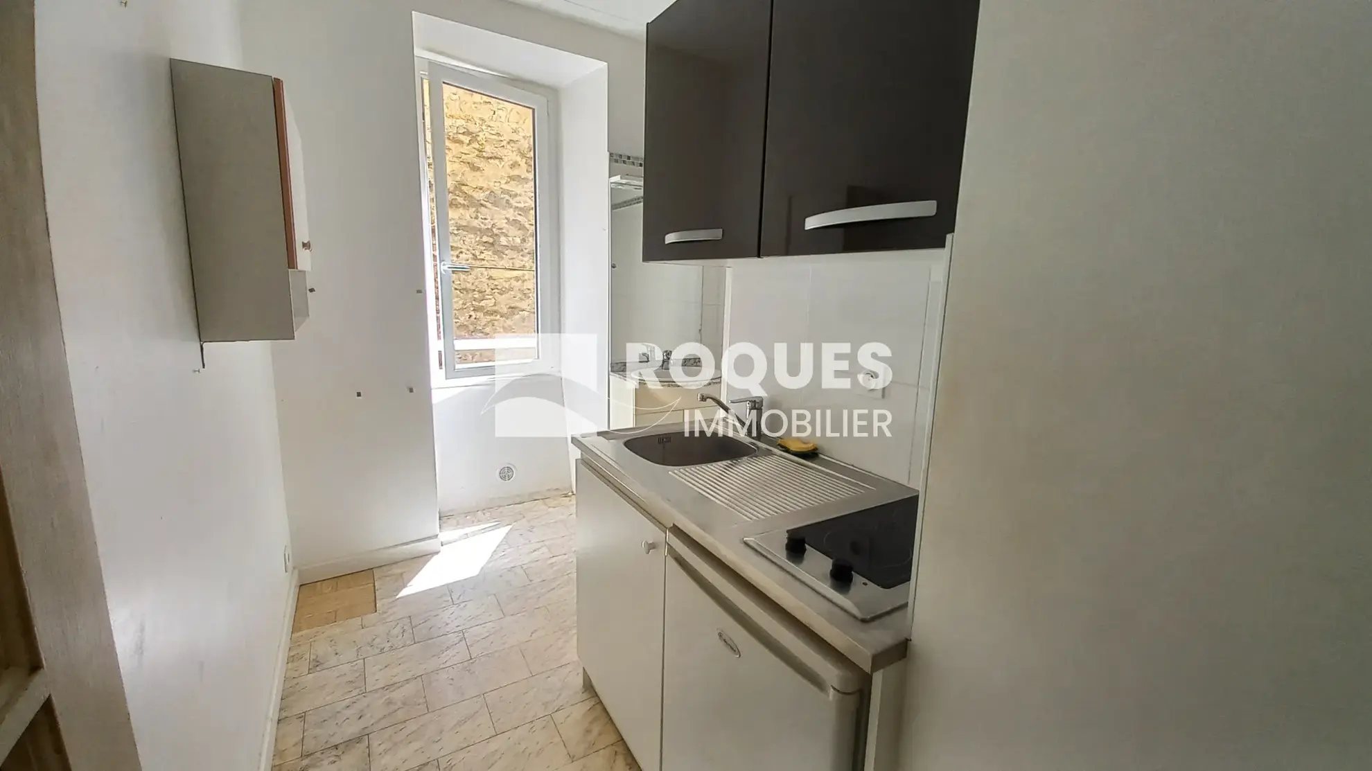 Appartement 3 pièces avec terrasse et caves à Millau 