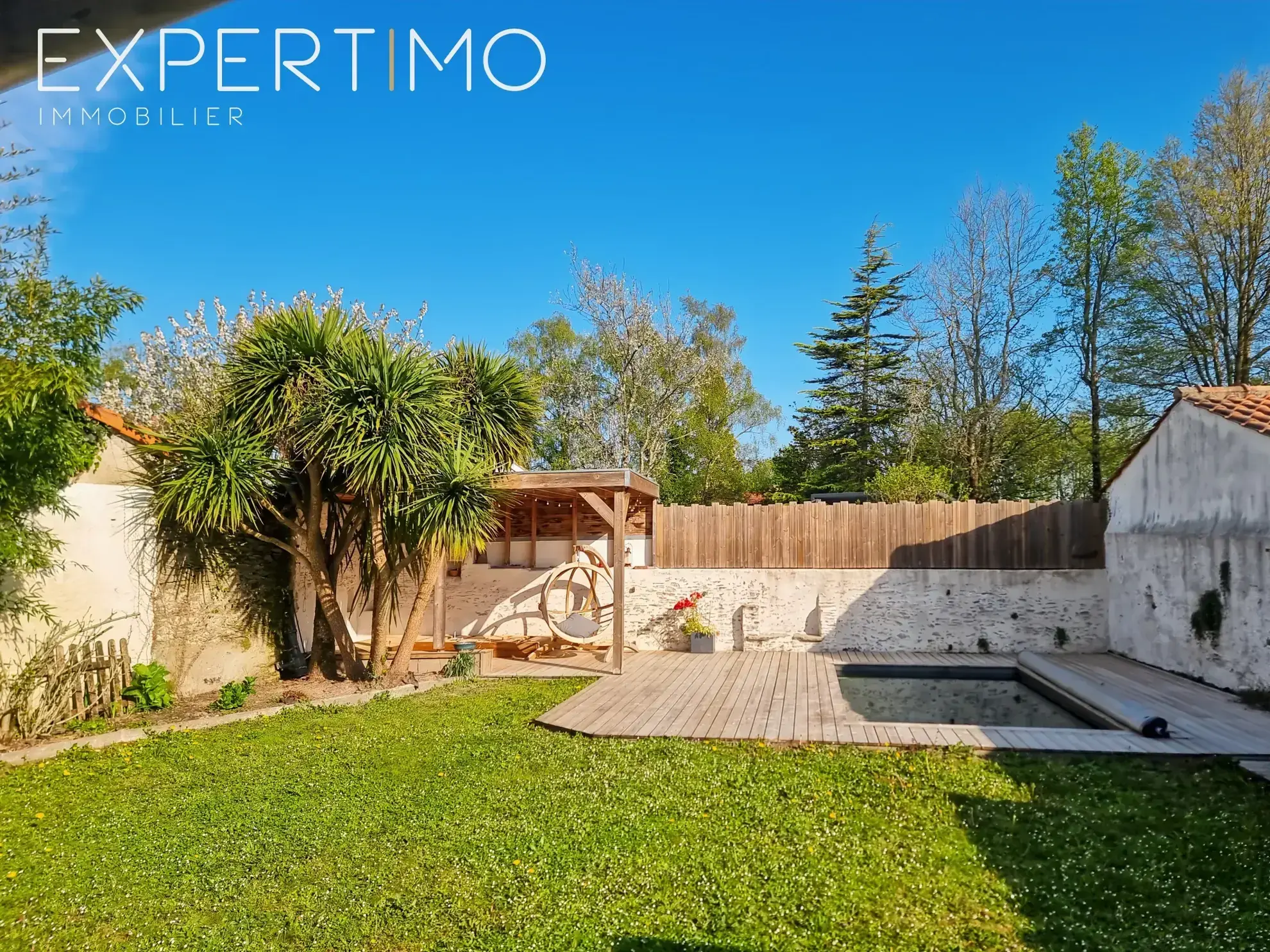 Maison avec jardin et piscine à Machecoul-Saint-Même - 87 m², 2 chambres 