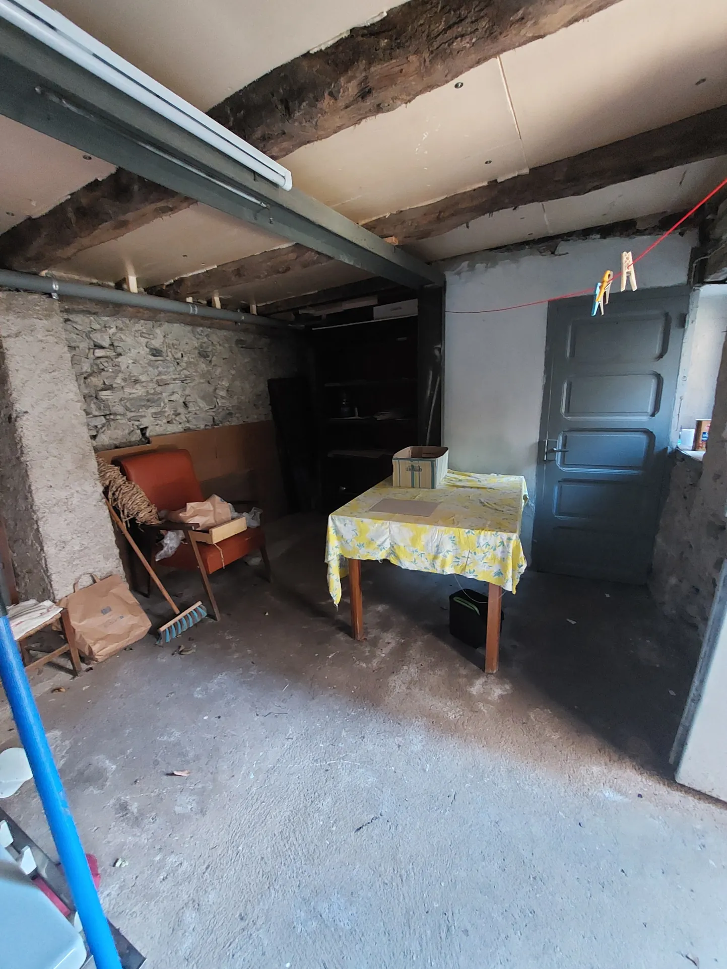 Charmante maison de village de 49 m² à Brusque avec cave et combles aménagés 