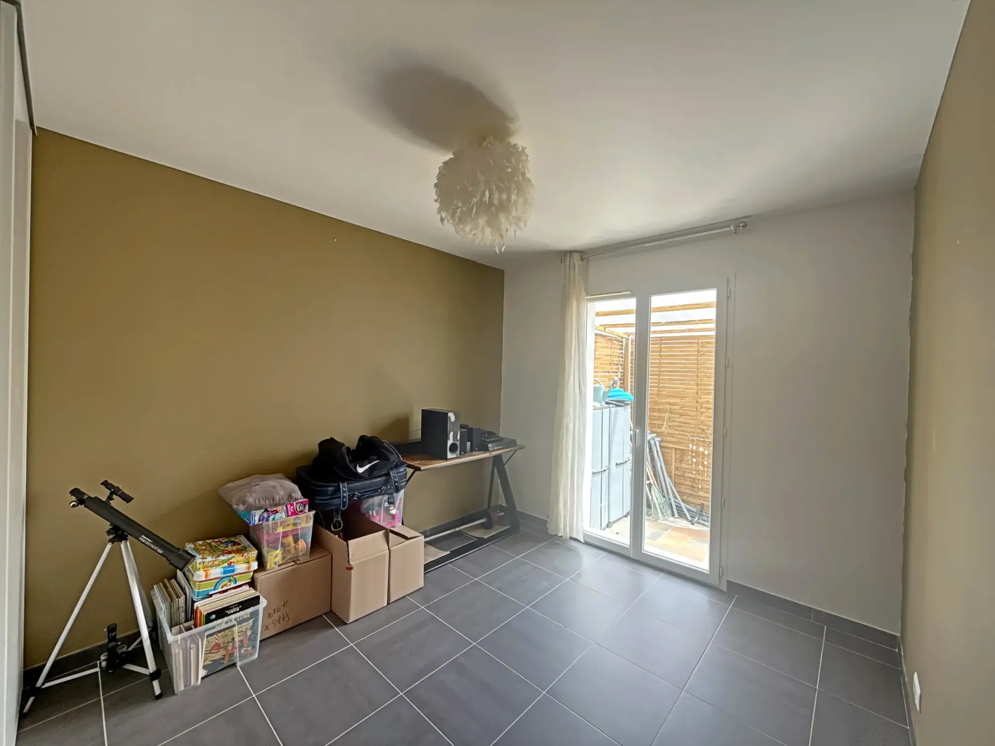 À vendre villa plain-pied de 80 m² avec 3 chambres à Codognan 