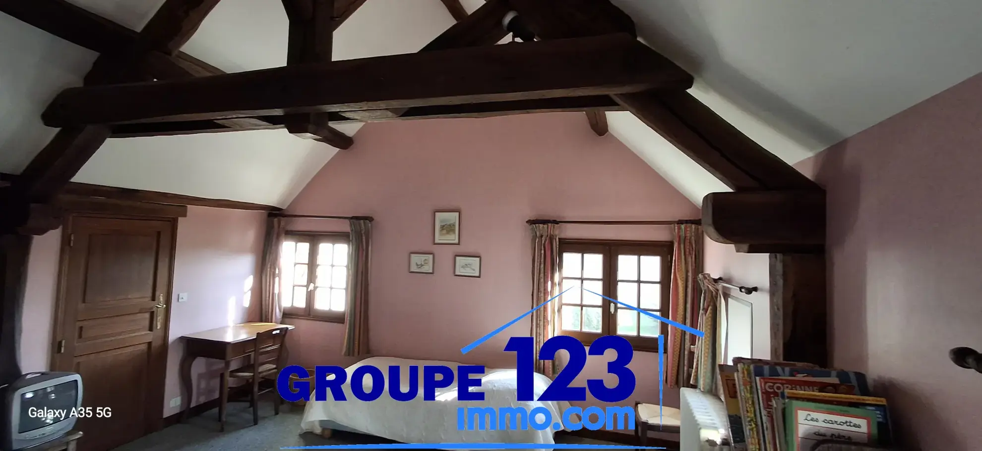 Maison ancienne avec jardin et potentiel d'aménagement à Poilly-sur-Tholon 