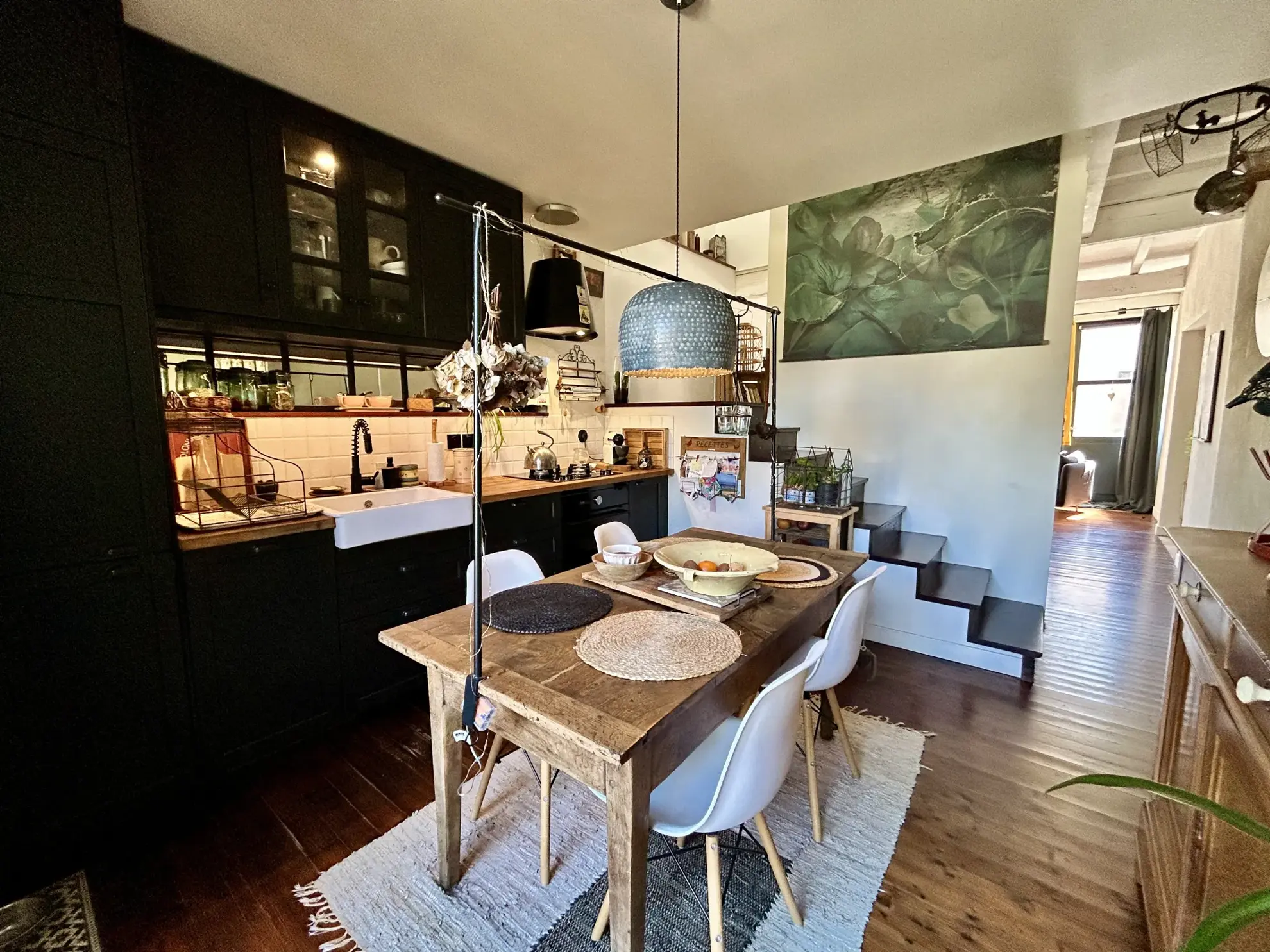 Belle maison de village rénovée avec piscine à Beaumont de Lomagne 