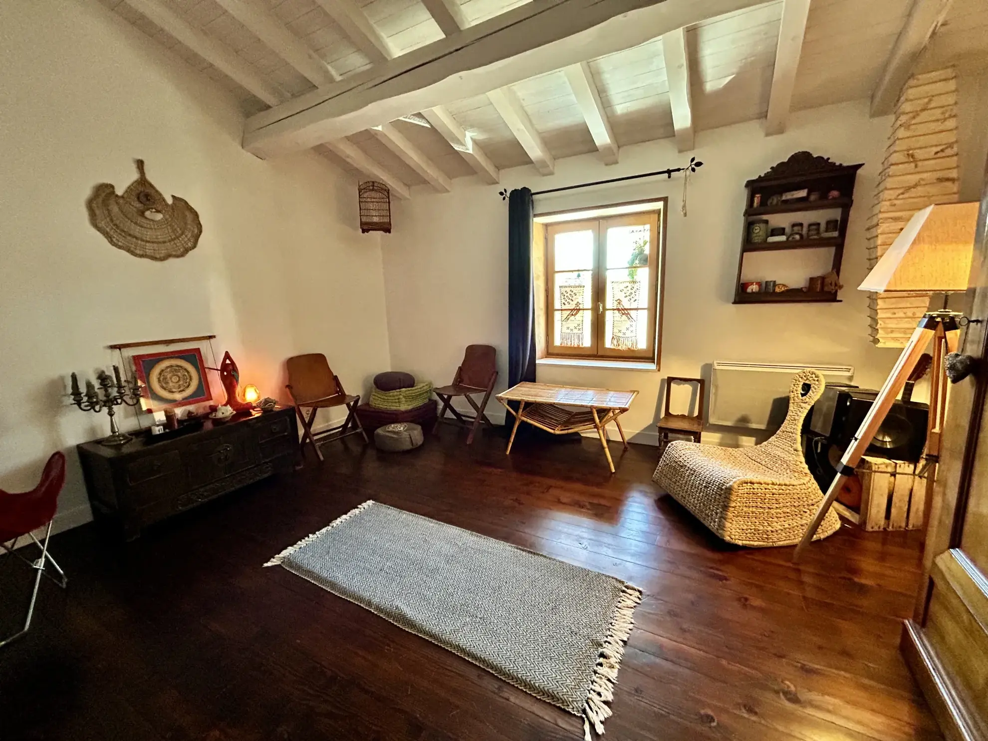 Belle maison de village rénovée avec piscine à Beaumont de Lomagne 