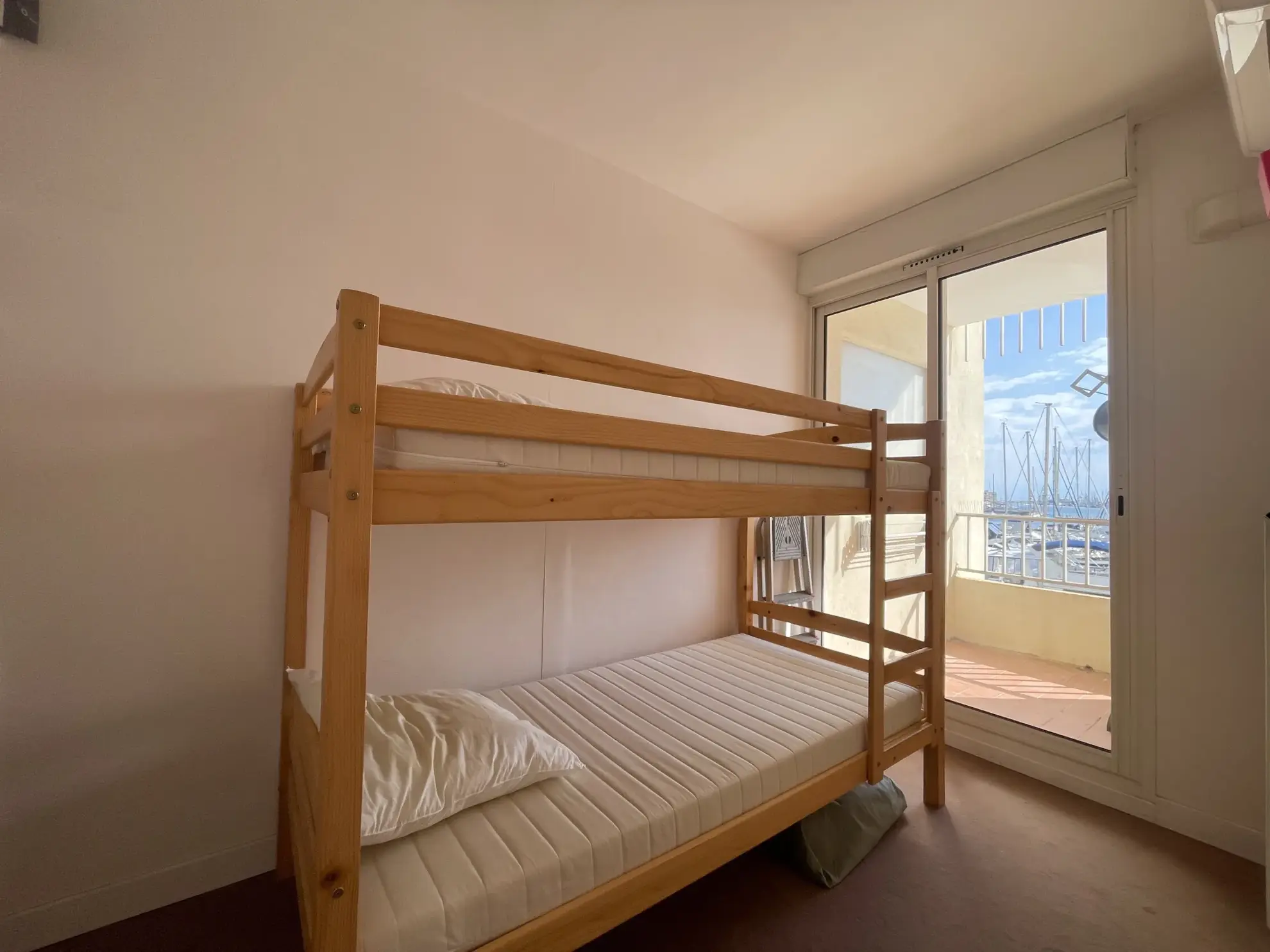 Appartement T3 avec terrasse et vue port au Cap d’Agde 