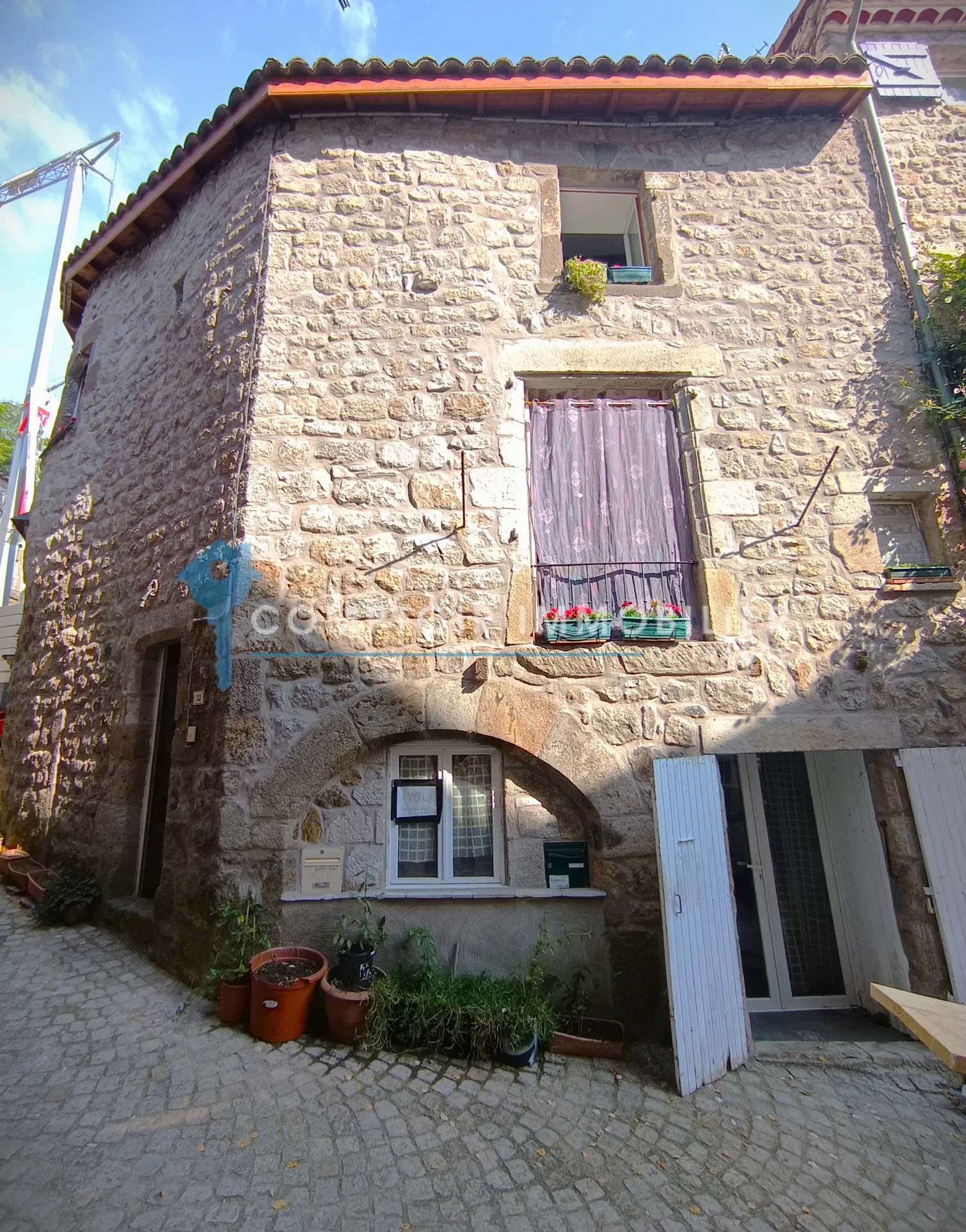 Maison de village du XVIIIe siècle à Montpezat-sous-Bauzon - Charme et Authenticité 