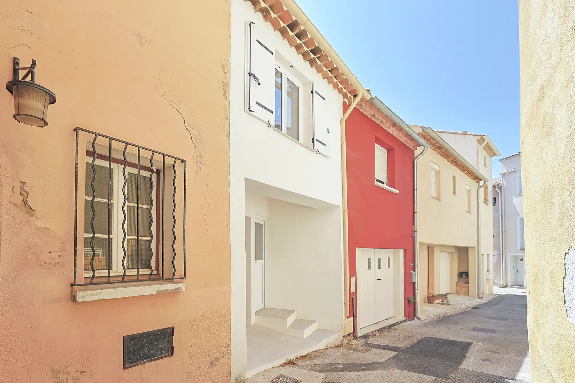 Maison de village rénovée de 73 m² avec jardin et terrasse à Puget-Ville 
