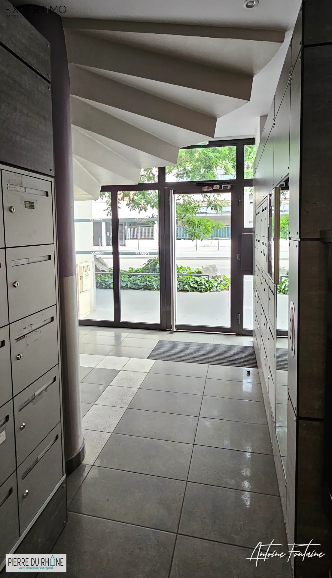 Appartement T2 récent avec balcon et garage à Villeurbanne - Léon Blum 