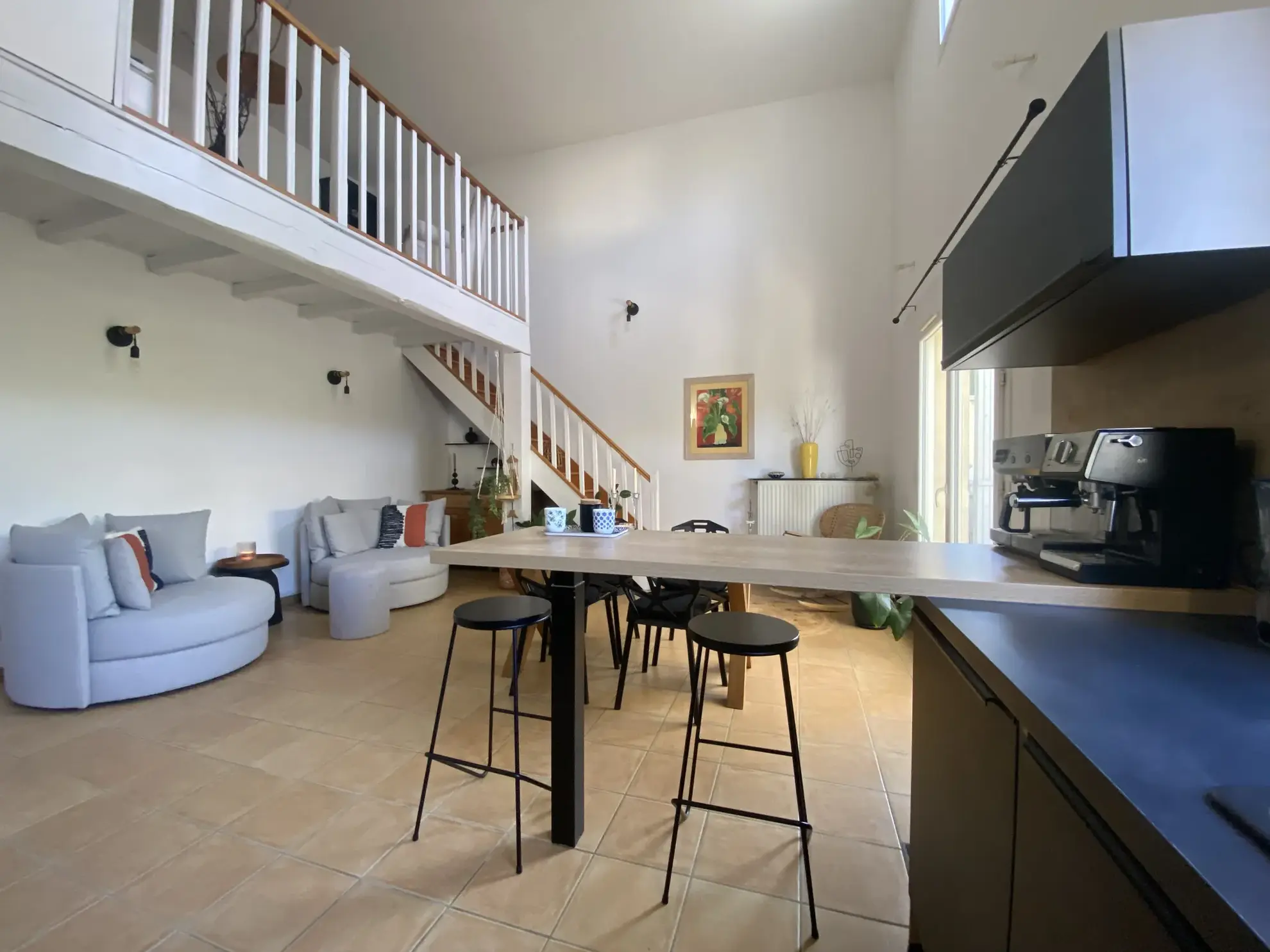 Maison 4 pièces lumineuse à Meynes, proche centre et commodités 