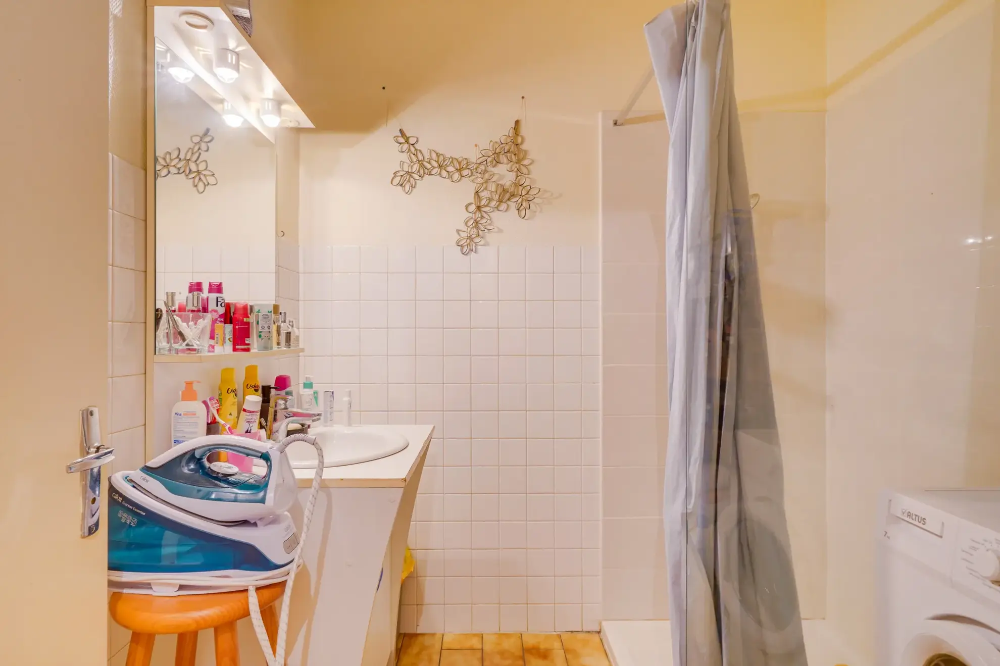 Immeuble résidentiel à Coutras avec 3 lots et forte rentabilité 