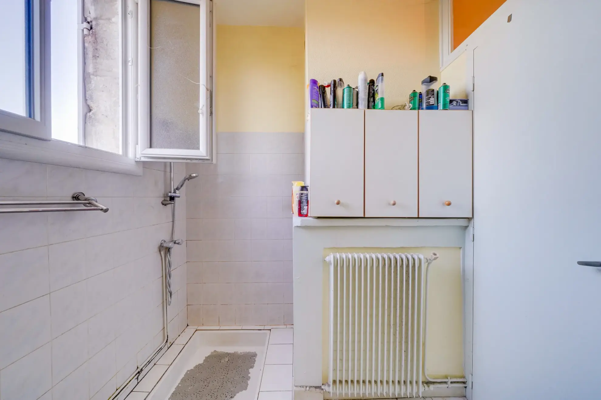 Immeuble résidentiel à Coutras avec 3 lots et forte rentabilité 