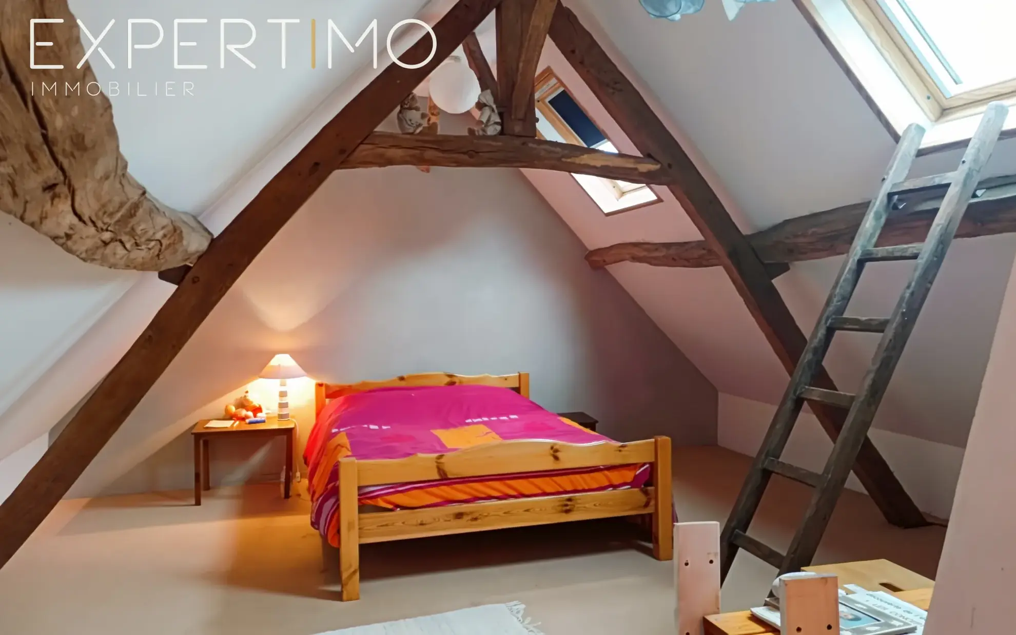 Longère rénovée avec dépendances à Bernay en Ponthieu, terrain de 2304 m² 