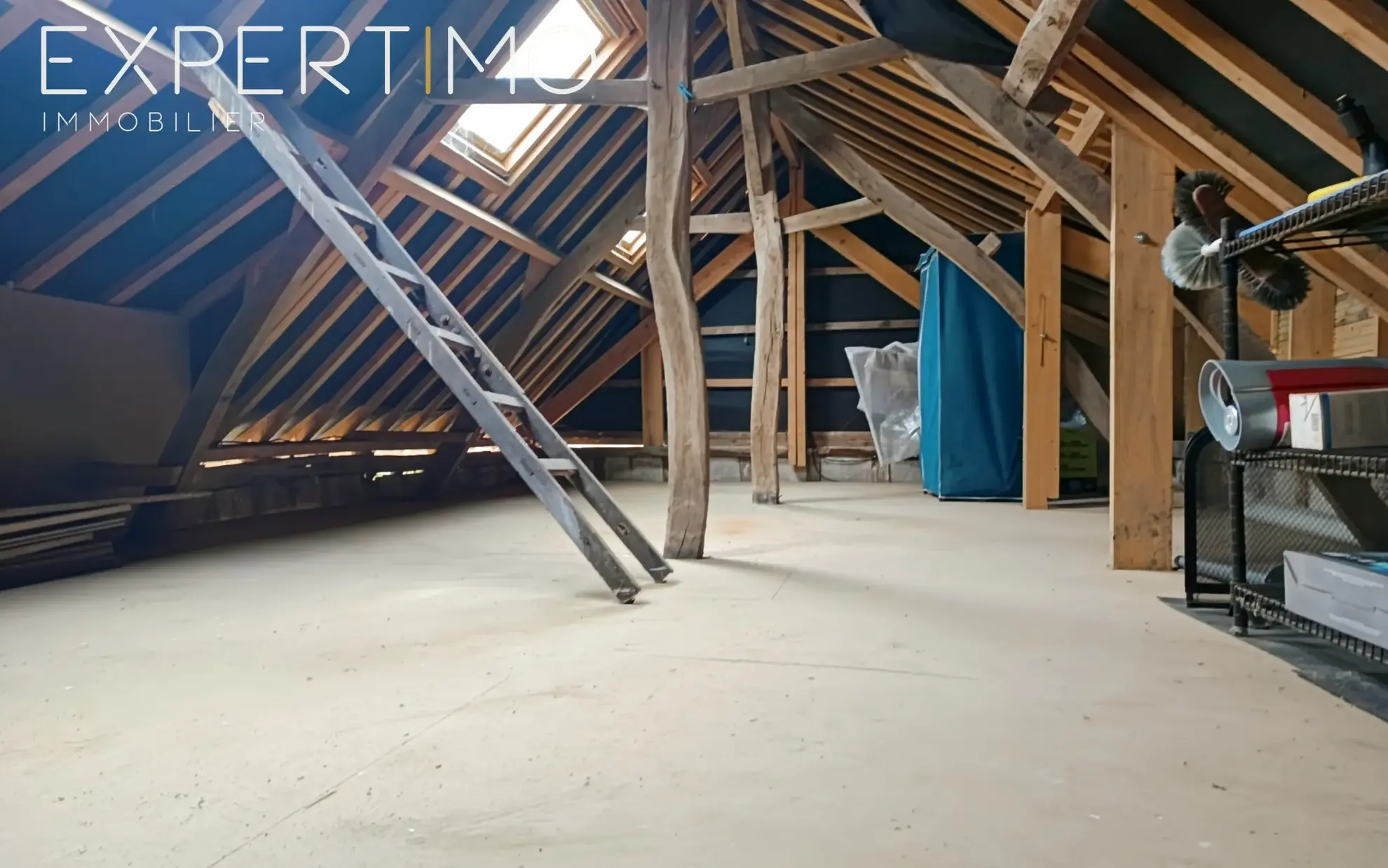 Longère rénovée avec dépendances à Bernay en Ponthieu, terrain de 2304 m² 