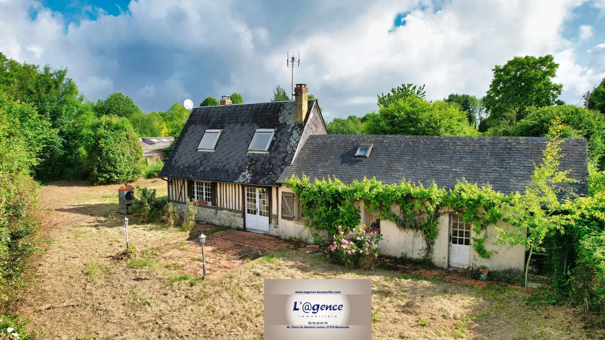 Maison normande lumineuse à Honfleur avec jardin et dépendances - 110 m²