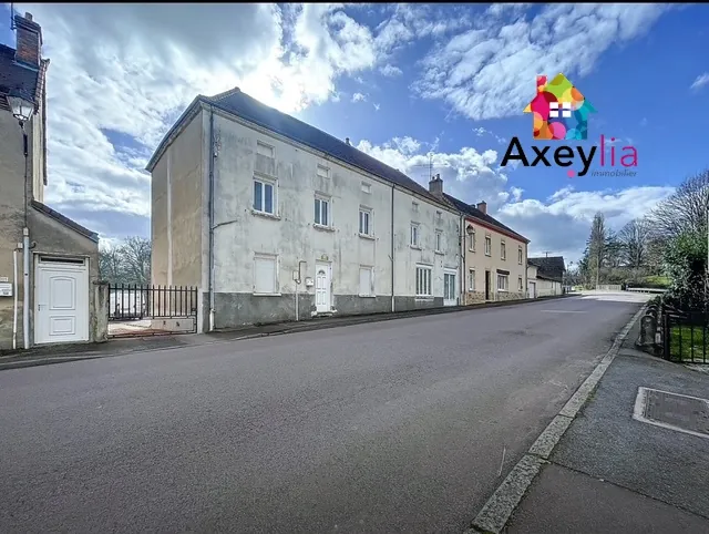 Maison 6 chambres avec terrain à Marcigny - Opportunité d'investissement ou grande famille