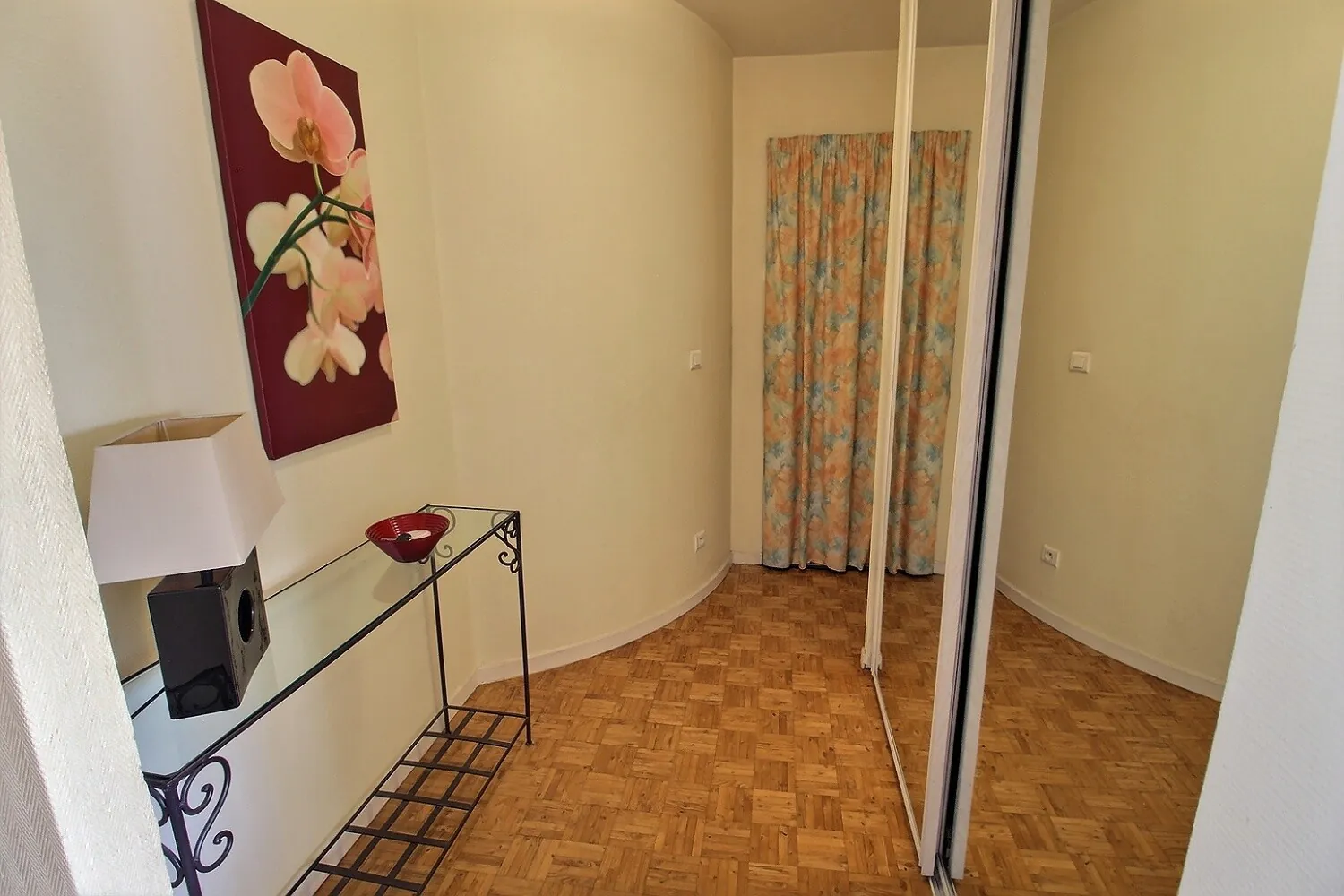 Appartement T3 avec balcon, parking et vue dégagée à Montpellier Croix d'Argent 