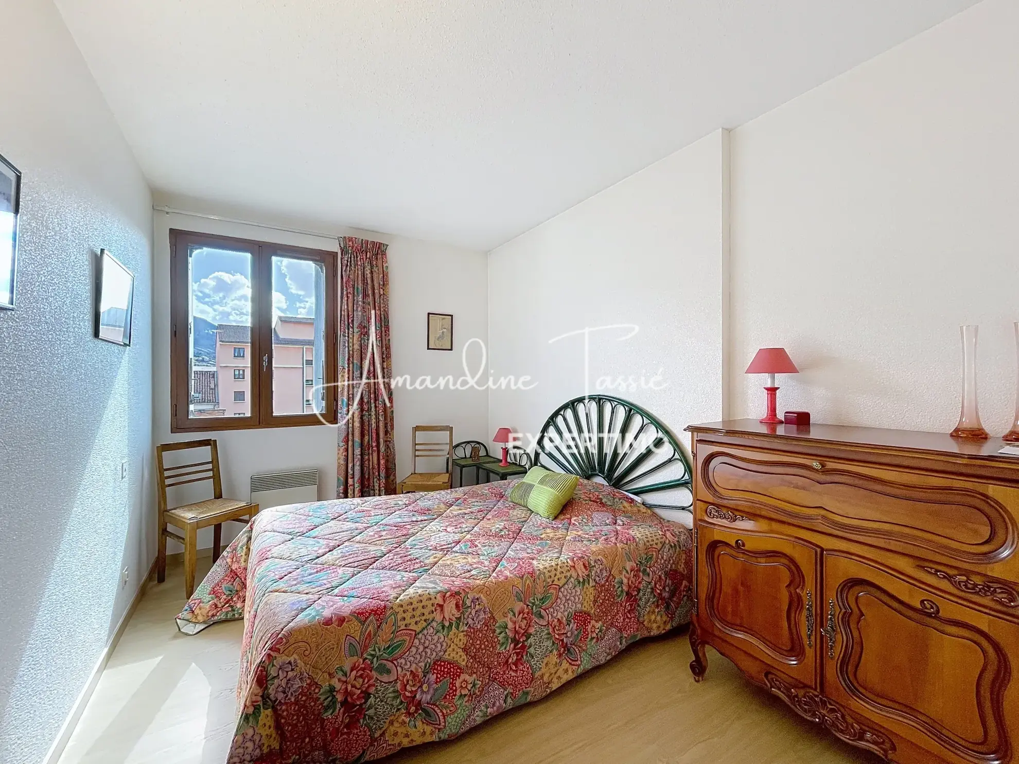 À vendre à Millau : grand appartement avec terrasse, ascenseur et luminosité exceptionnelle 