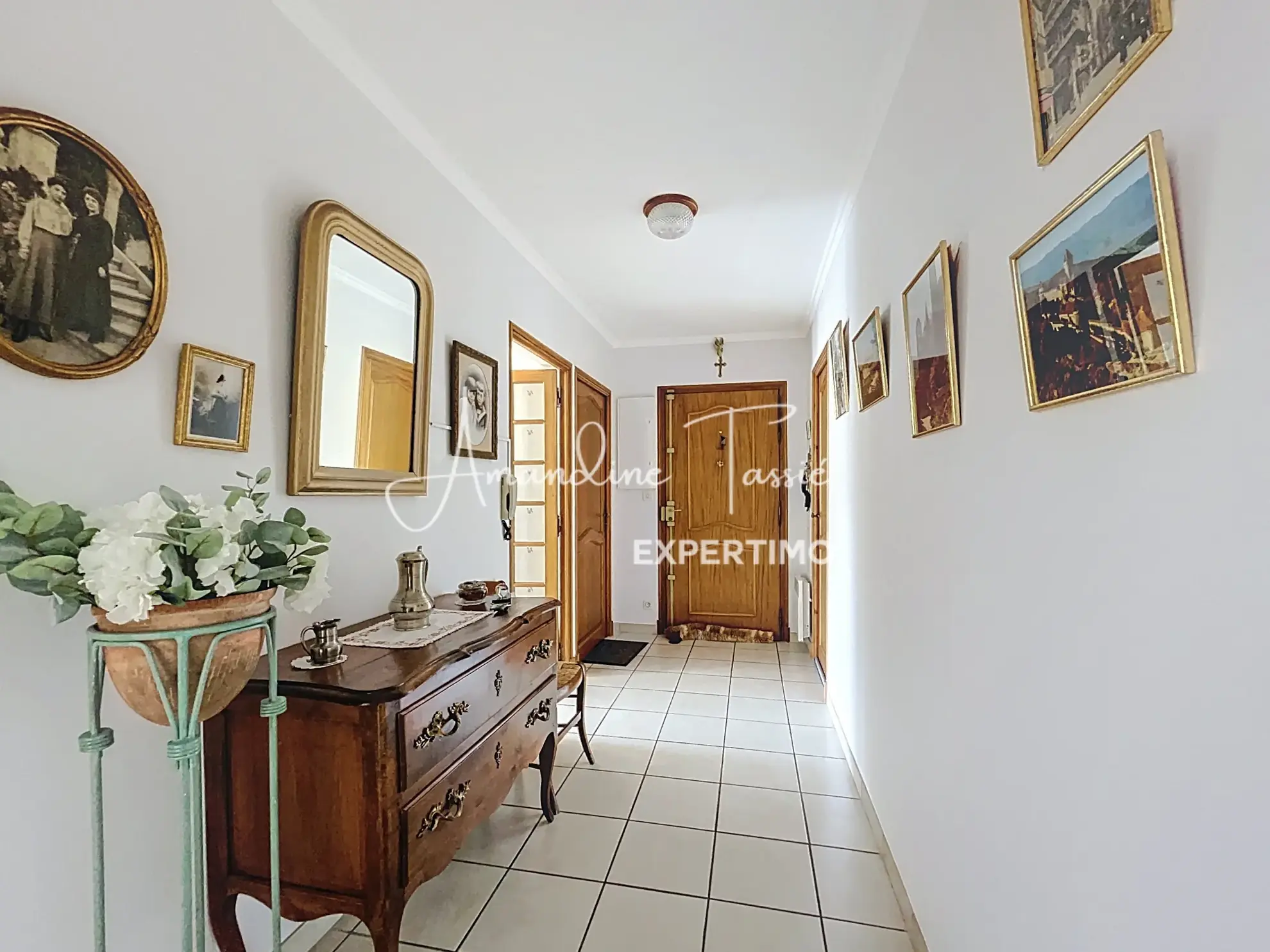 À vendre à Millau : grand appartement avec terrasse, ascenseur et luminosité exceptionnelle 