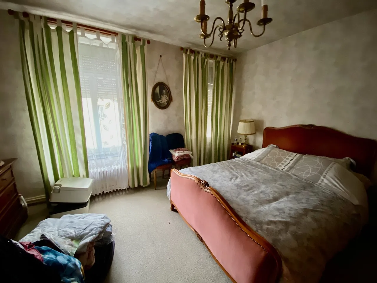 Charmante maison à vendre à Bavay avec 4 chambres, garage et terrain clos 