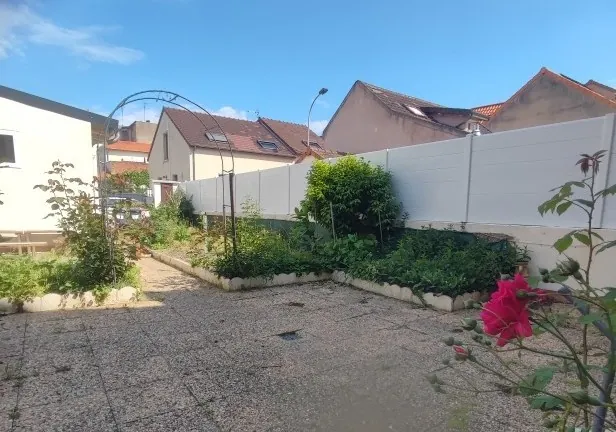 Maison T3 avec Jardin et Garage à Vichy – Quartier Calme et Familial 
