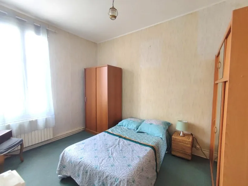 Maison T3 avec Jardin et Garage à Vichy – Quartier Calme et Familial 