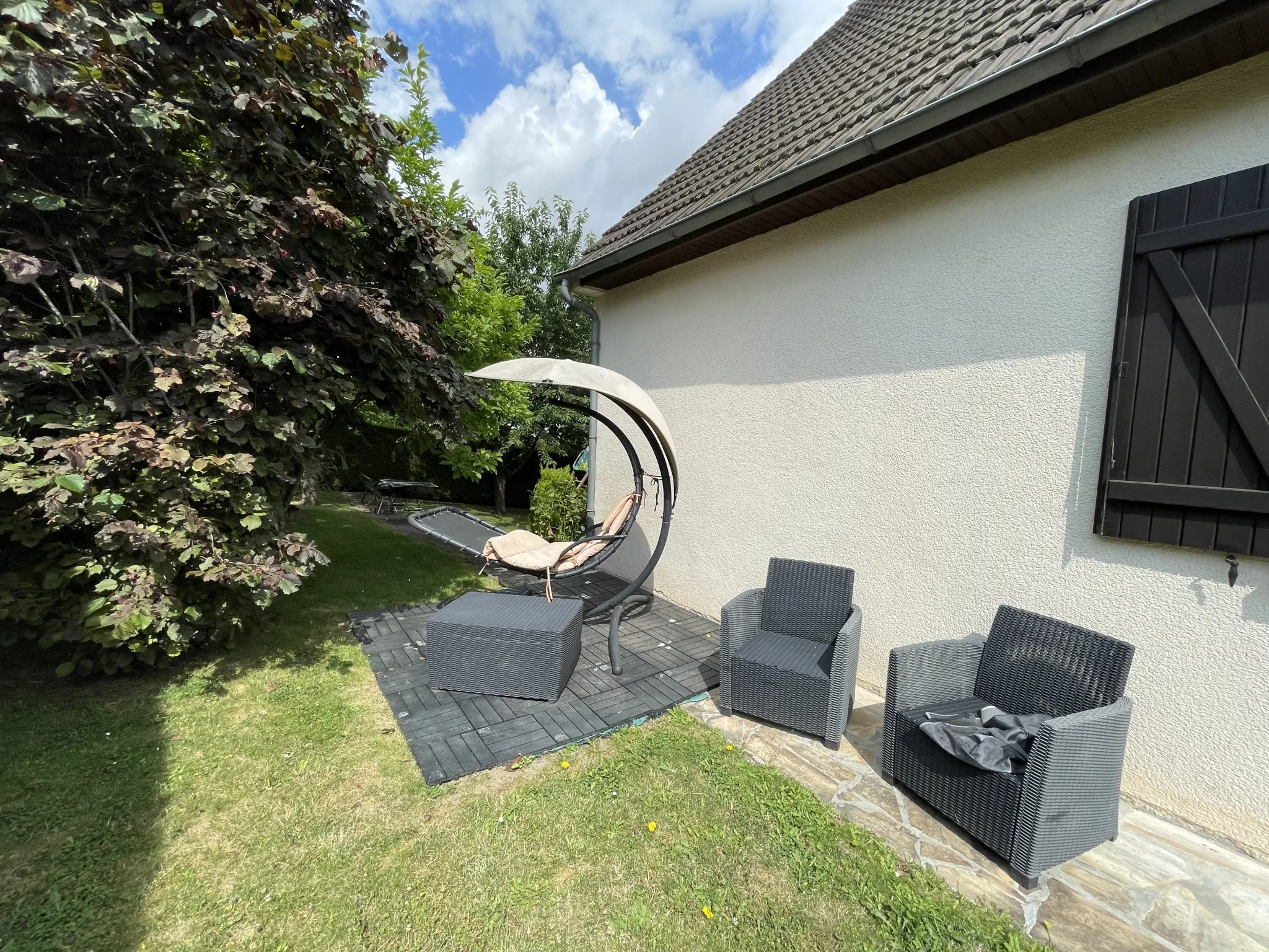 Maison à vendre à La Ferté-sous-Jouarre avec jardin et vue dégagée 