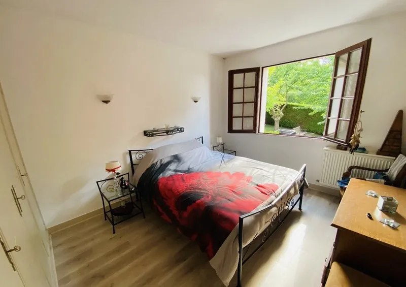 Maison à vendre à La Ferté-sous-Jouarre avec jardin et vue dégagée 