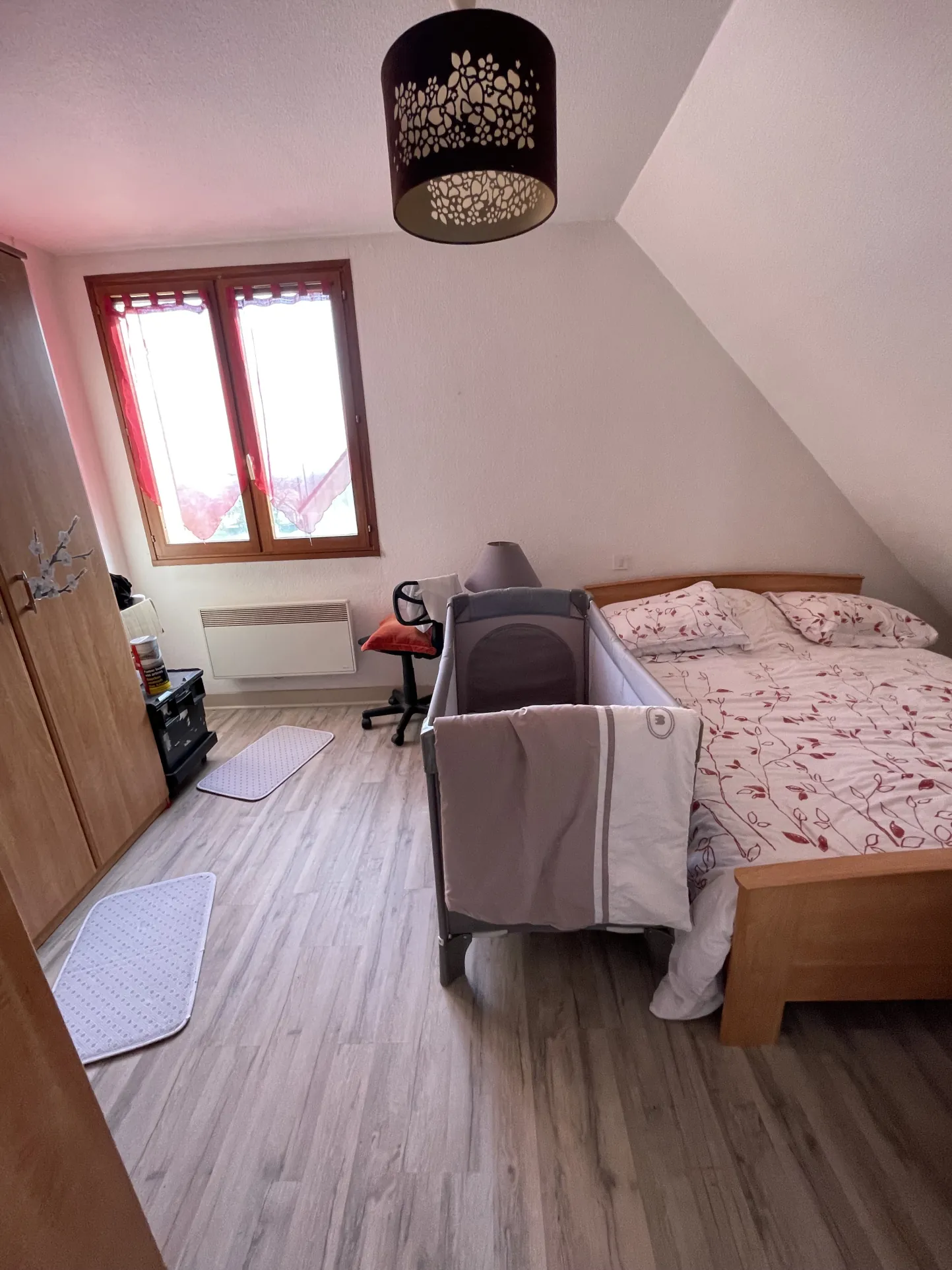 Maison à vendre à La Ferté-sous-Jouarre avec jardin et vue dégagée 