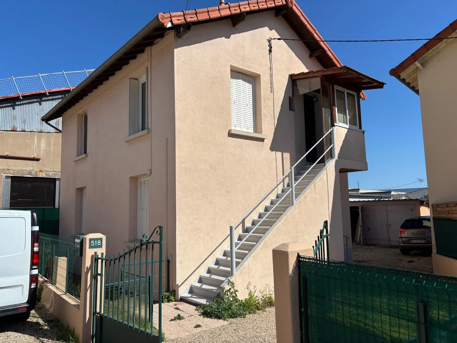 Maison de rapport rénovée à Mâcon avec rentabilité optimale