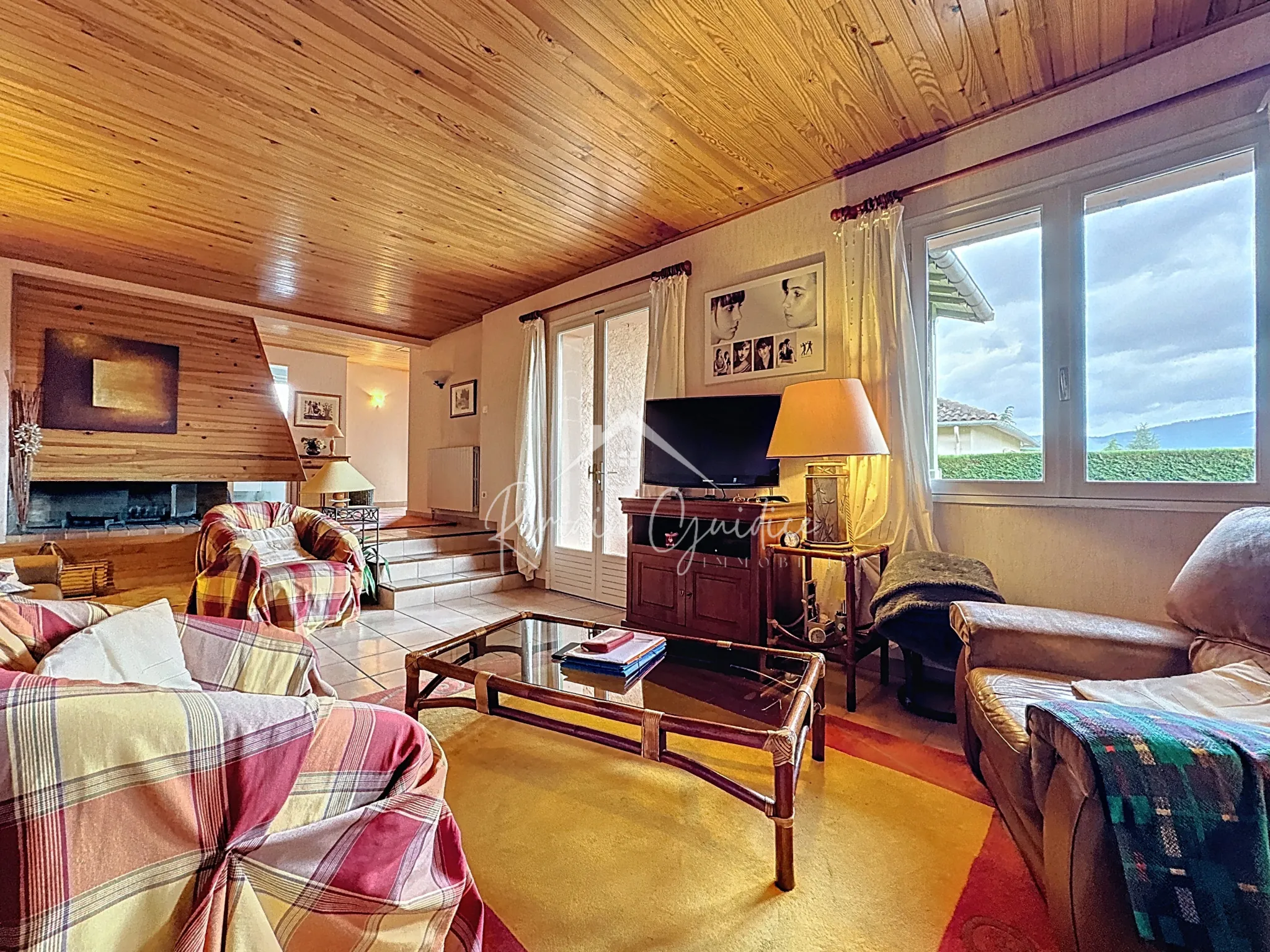 Villa F5 de 118 m² avec terrasses et garage dans le Crès à Millau 