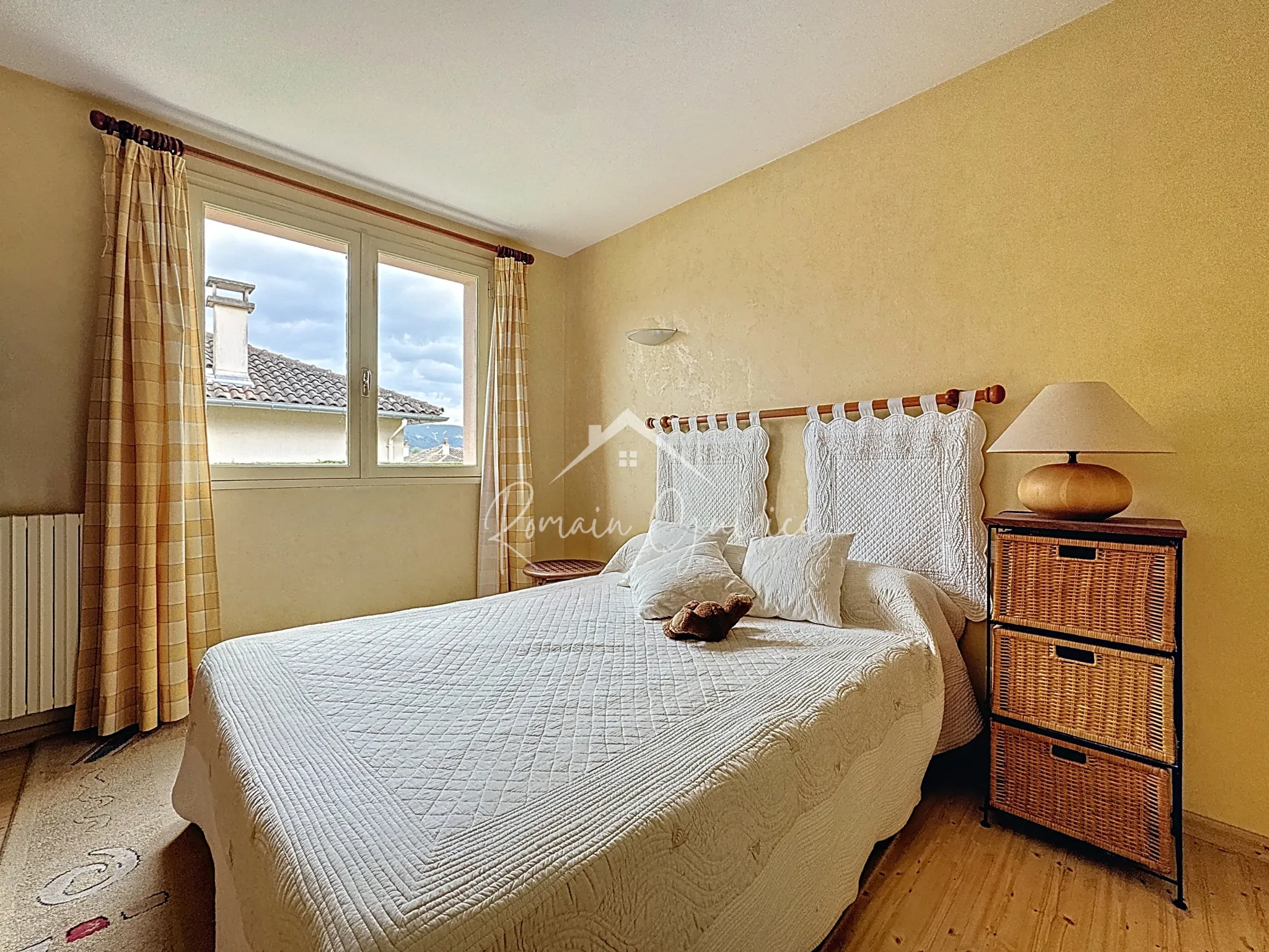 Villa F5 de 118 m² avec terrasses et garage dans le Crès à Millau 