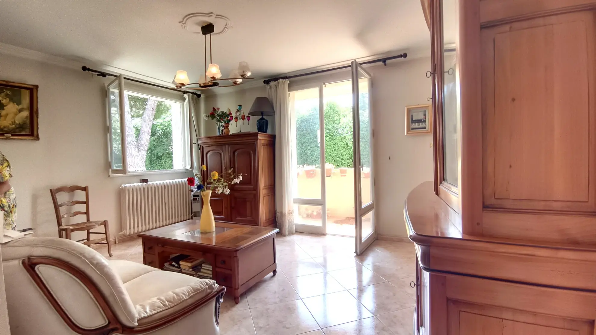 Appartement T4 de 79 m² en vente au centre de Montpellier avec garage et cave