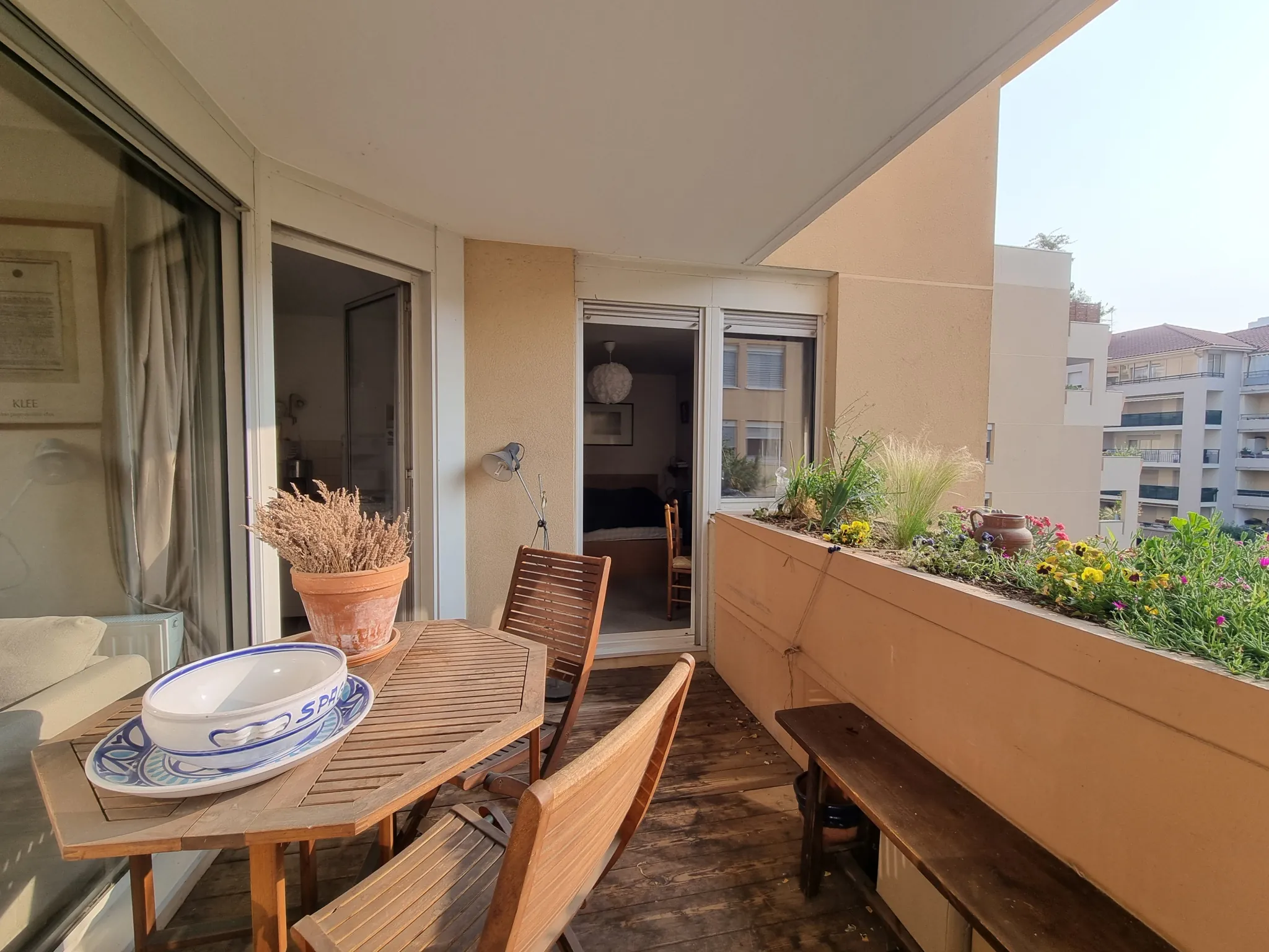 Appartement T2 de 60 m2 avec balcon à Villeurbanne, Quartier Gratte-Ciel 