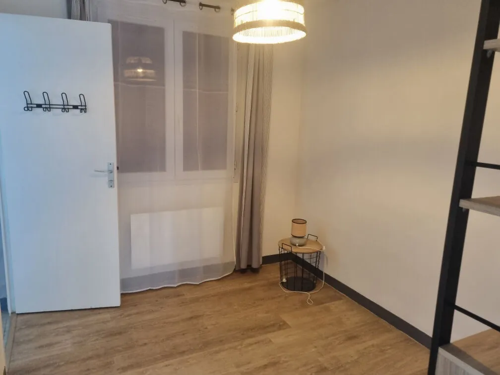 Appartement T2 entièrement rénové avec jardin et parking près de La Baule 