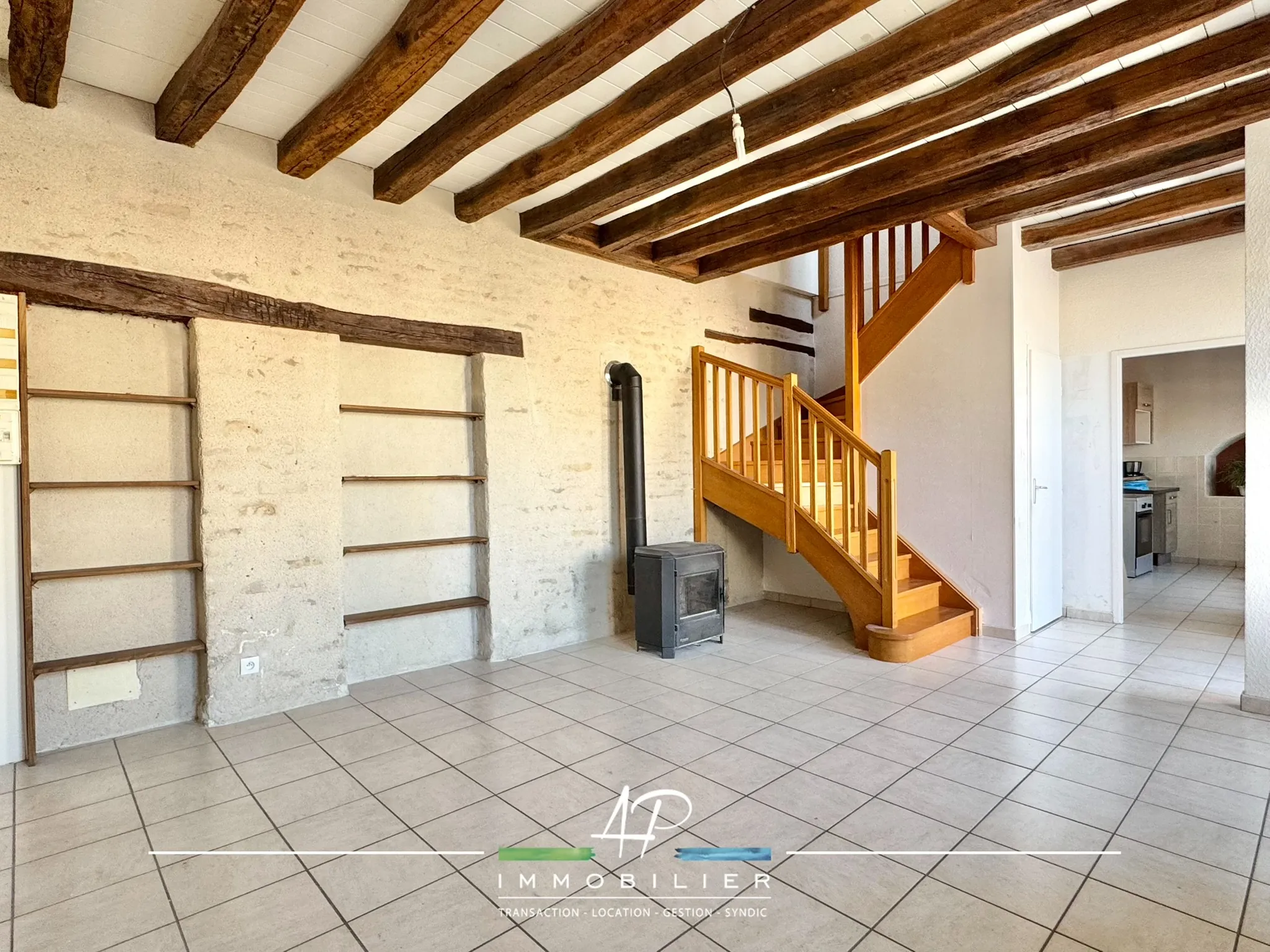 Maison de village avec 4 chambres à Gémeaux (21120), potentiel locatif et charme authentique 