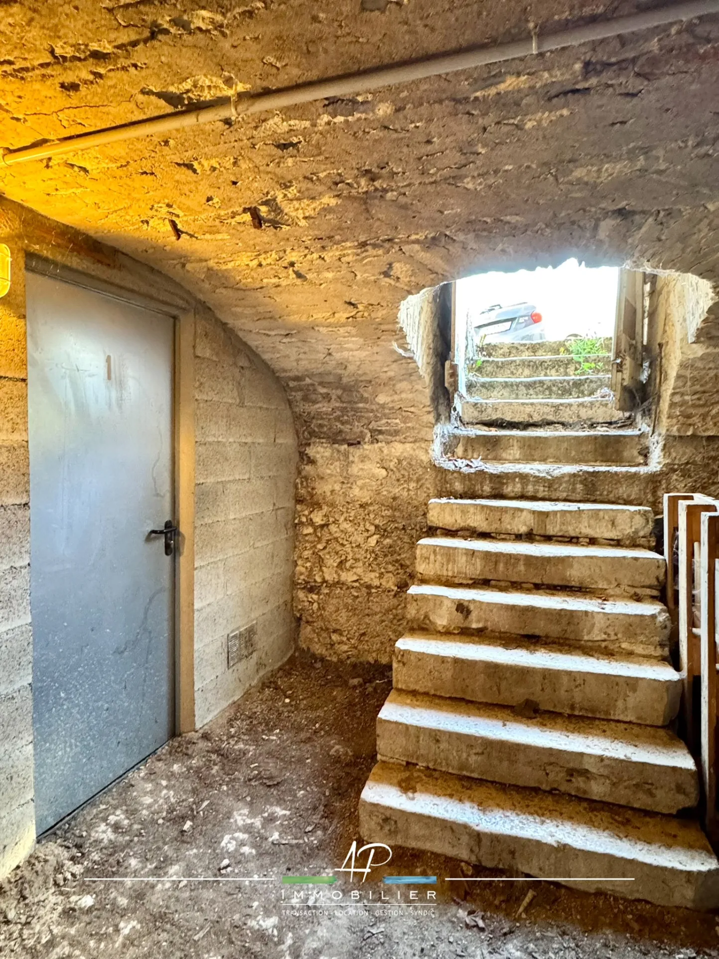 Maison de village avec 4 chambres à Gémeaux (21120), potentiel locatif et charme authentique 