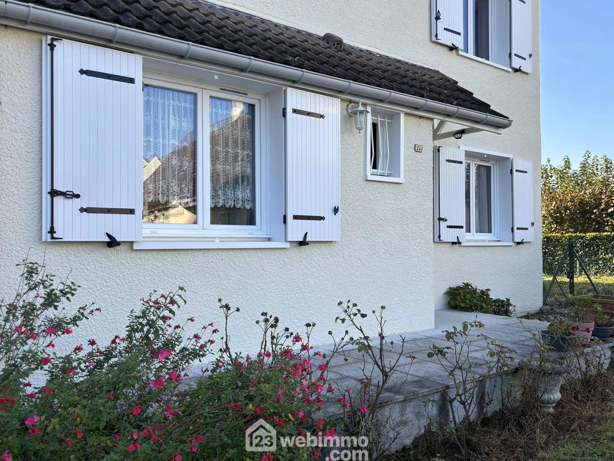 Achat maison 103m² à Naintré avec garage et terrain clos